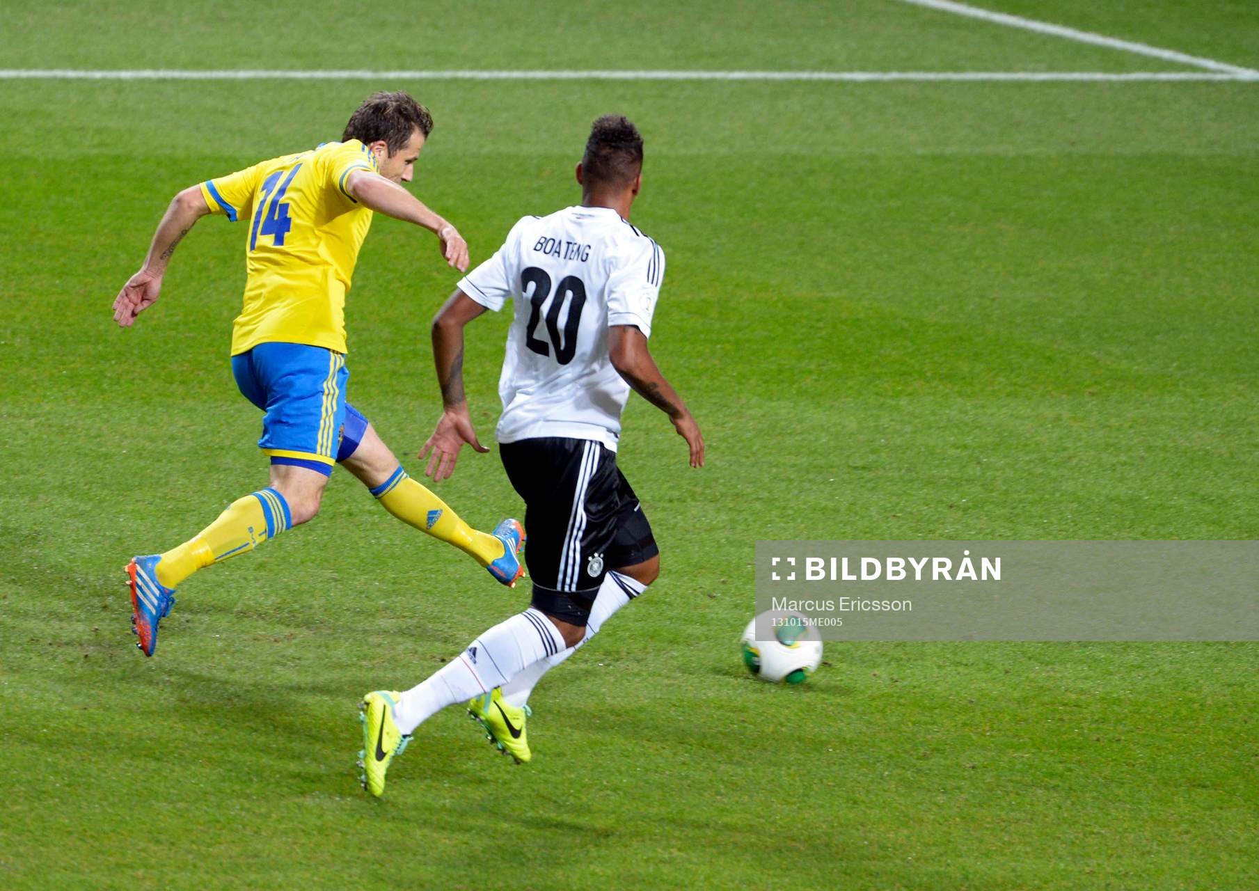 Sveriges Tobias Hysén gör 1-0
