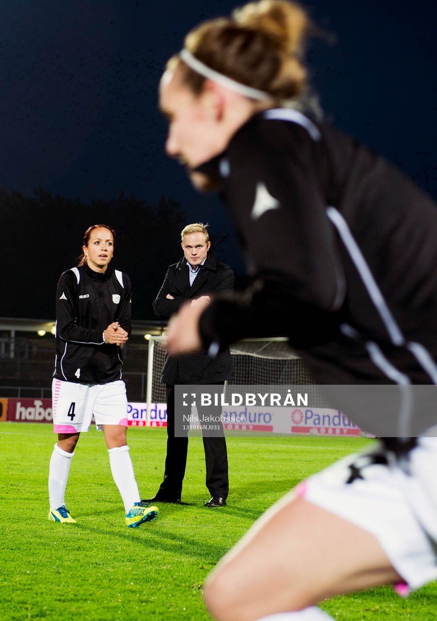 LDB Malmös tränare Jonas Eidevall innan fotbollsmatchen i