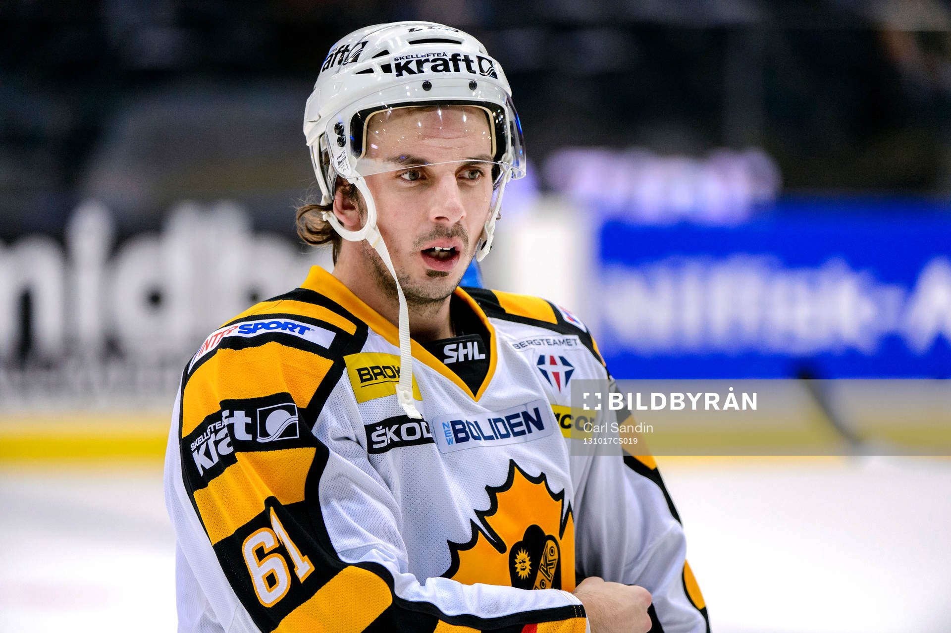 Skellefteås Fredrik Lindgren innan ishockeymatchen i SHL