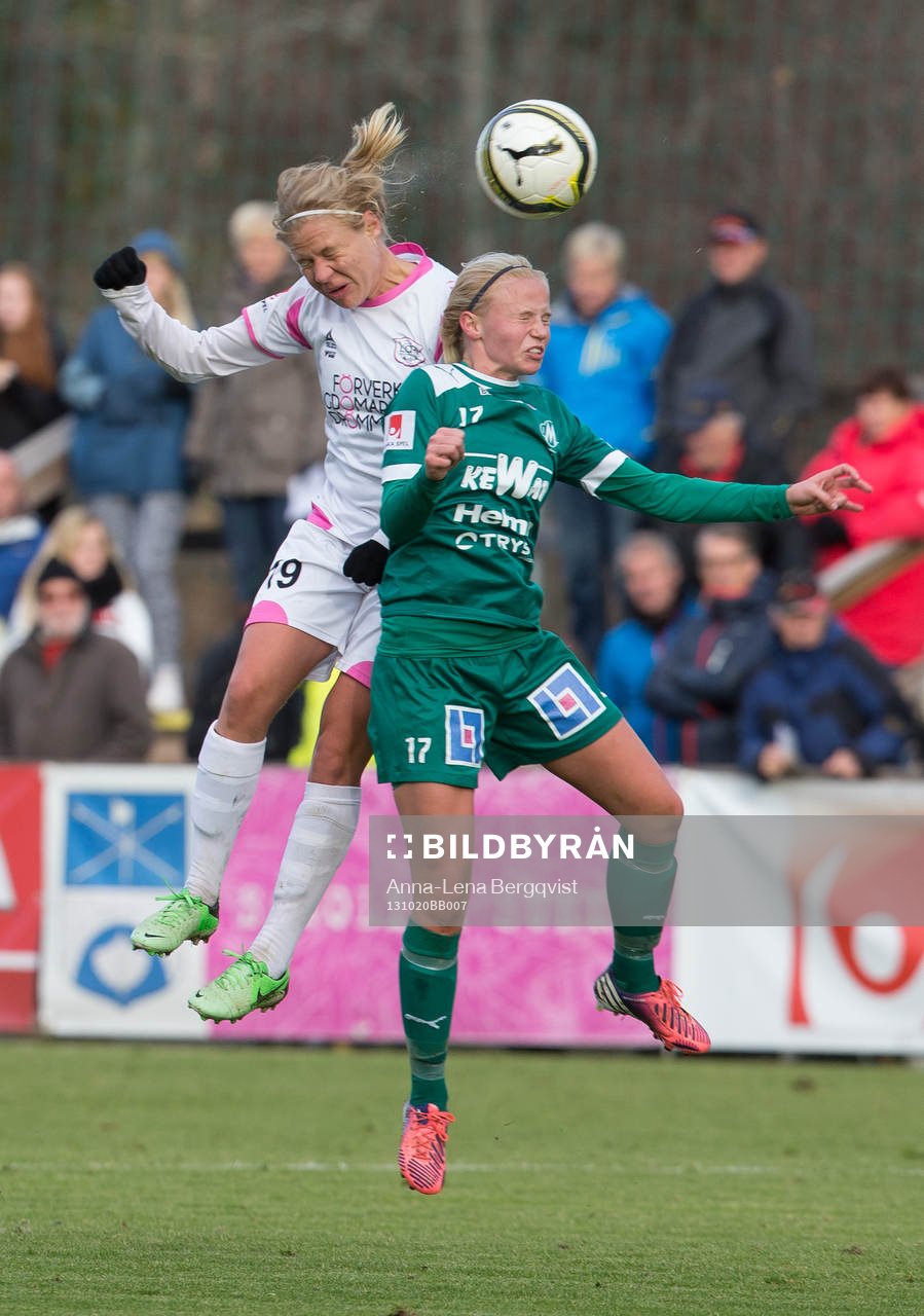 Malmös Katrin Schmidt, i nickduell med Mallbackens Frida
