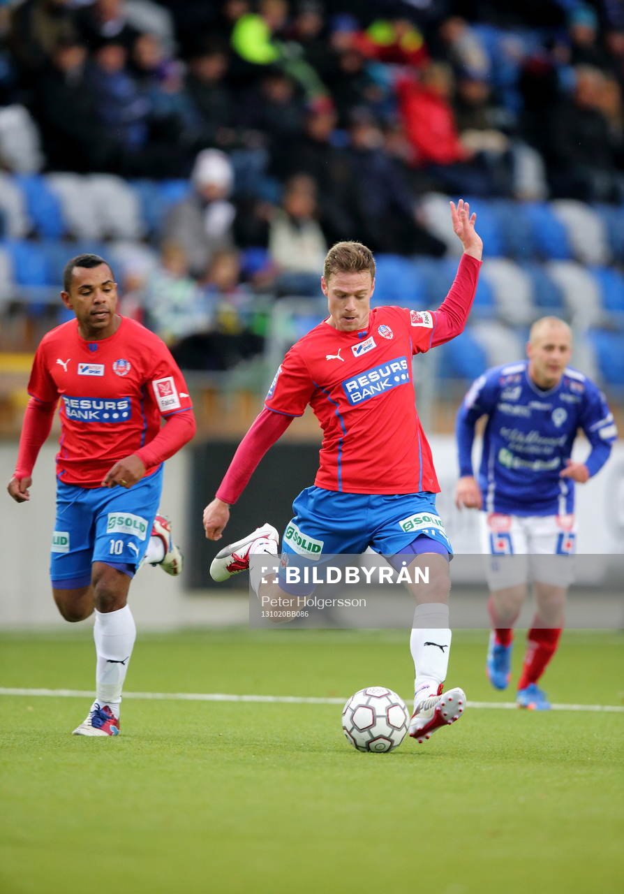 Helsingborgs Alvaro Álvaro Santos och Arnor Smarason  i