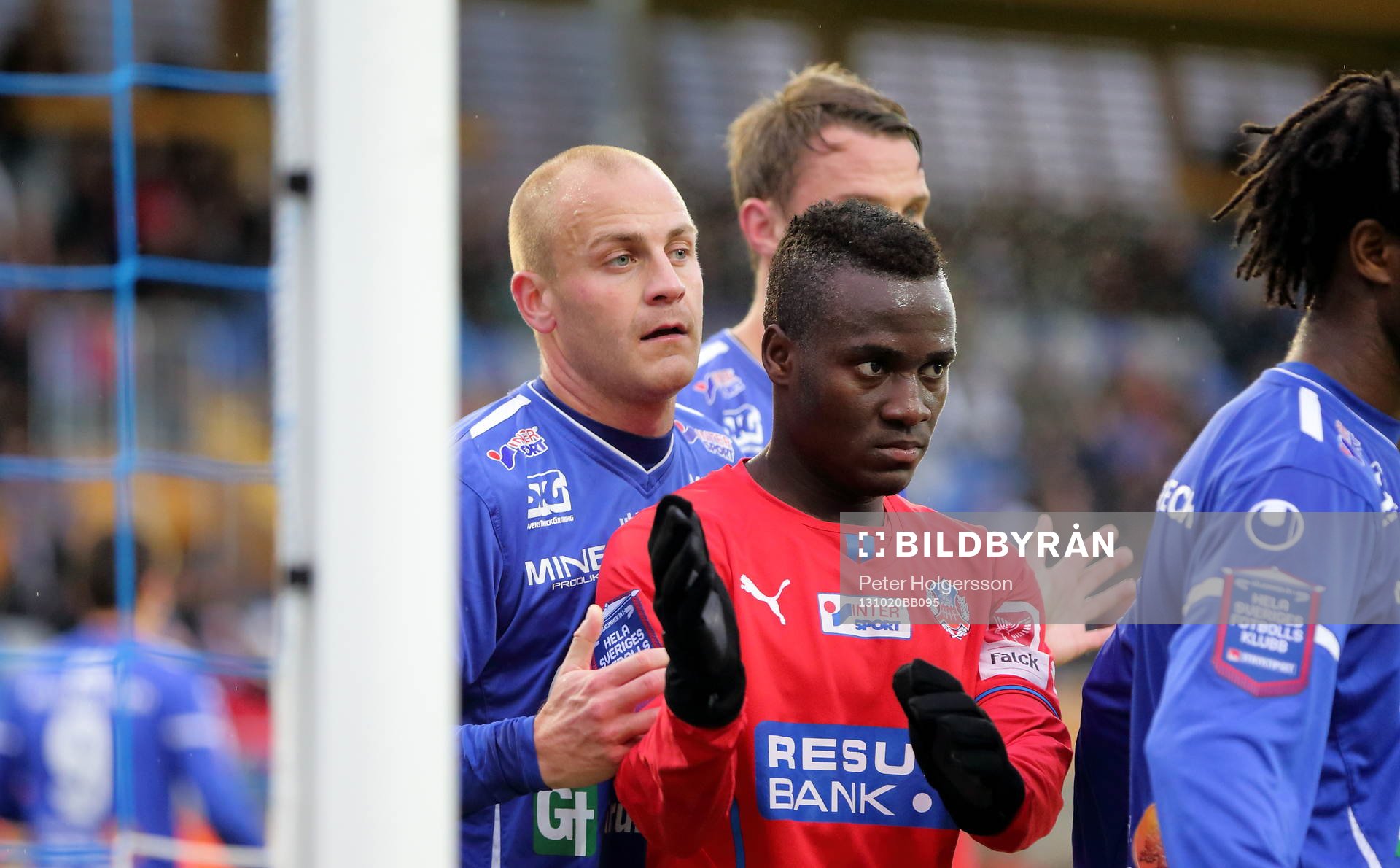 Dubble målgörare Åtvidabergs Daniel Sjölund och Helsingborgs David Accam i matchen mellan Åtvidaberg och Helsingborg i Allsvenskan i fotboll den 20 oktober 2013 i Norrköping.