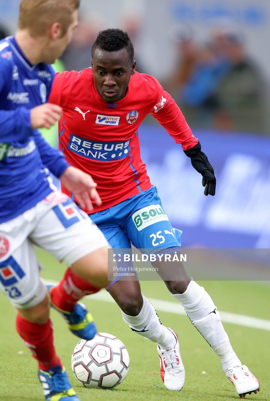 Helsingborgs David Accam i matchen mellan Åtvidaberg och