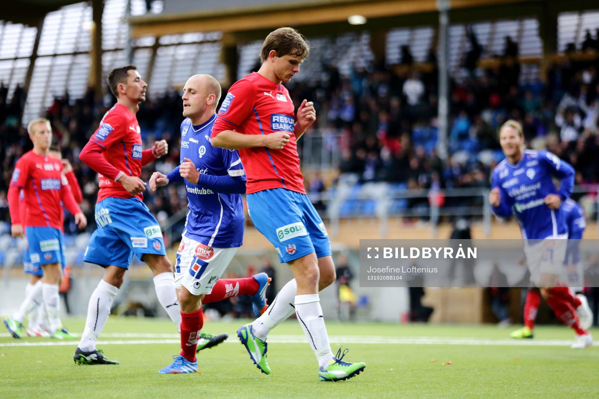 Tvåmålsskytten Daniel Sjölund har precis gjort mål på