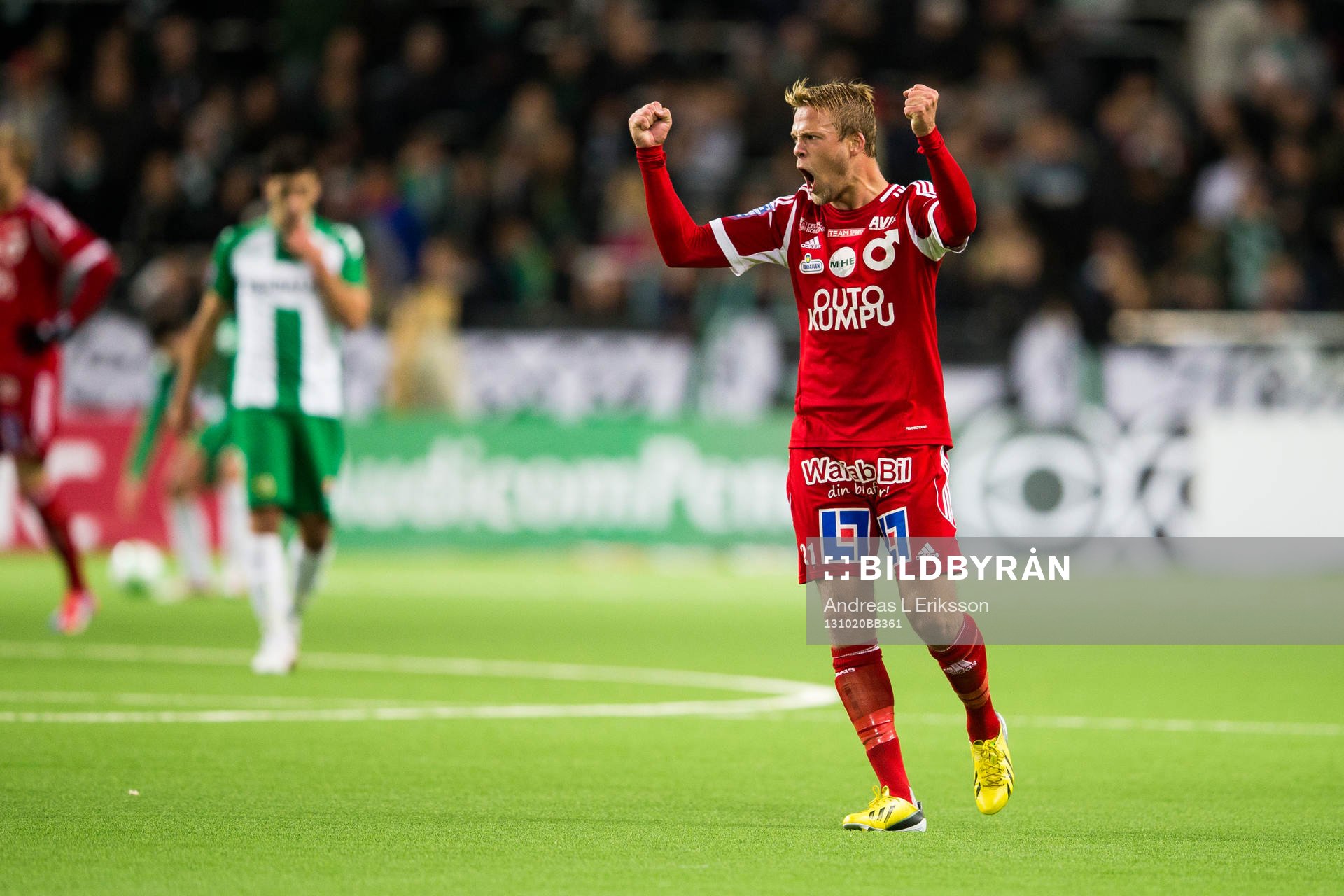Degerfors Daniel Sundgren jublar