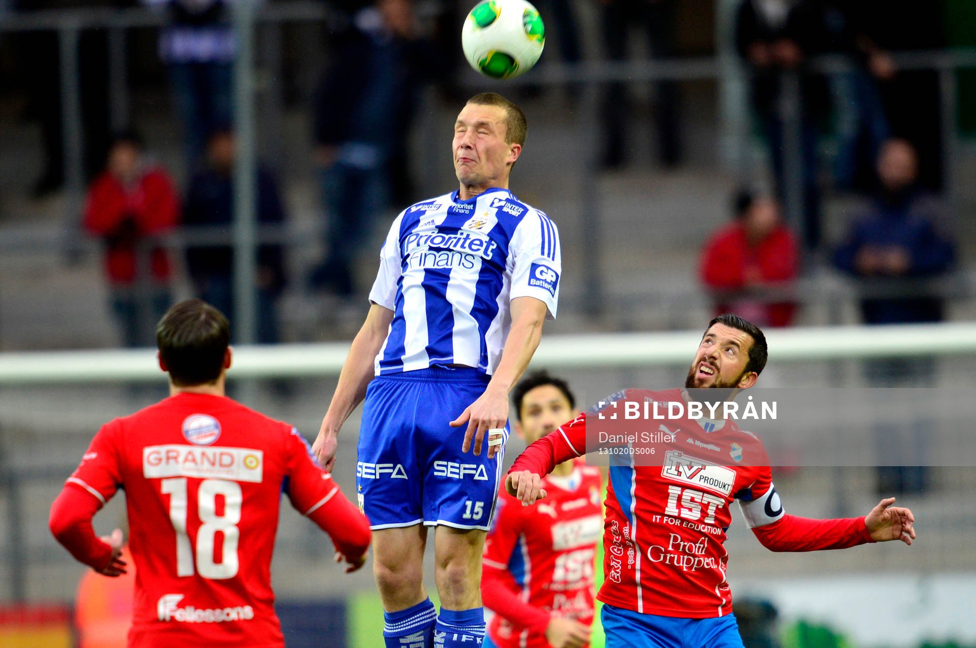 IFK Göteborgs Jakob Johansson nickar undan framför