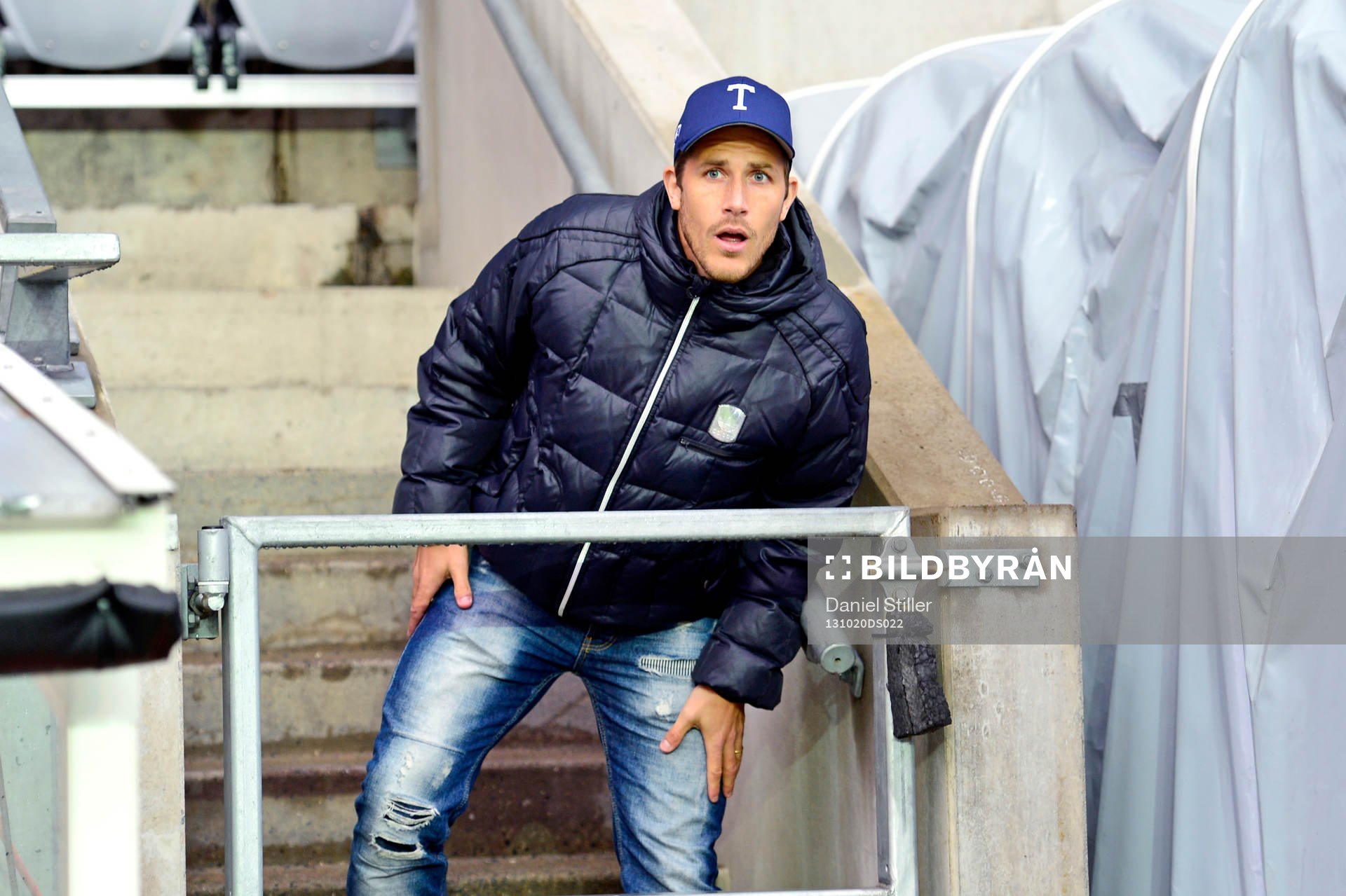 IFK Göteborgs Tobias Hysén på plats på läktaren under fotbollsmatchen i Allsvenskan mellan Ifk Göteborg och Öster 20 september 2013 i Göteborg .