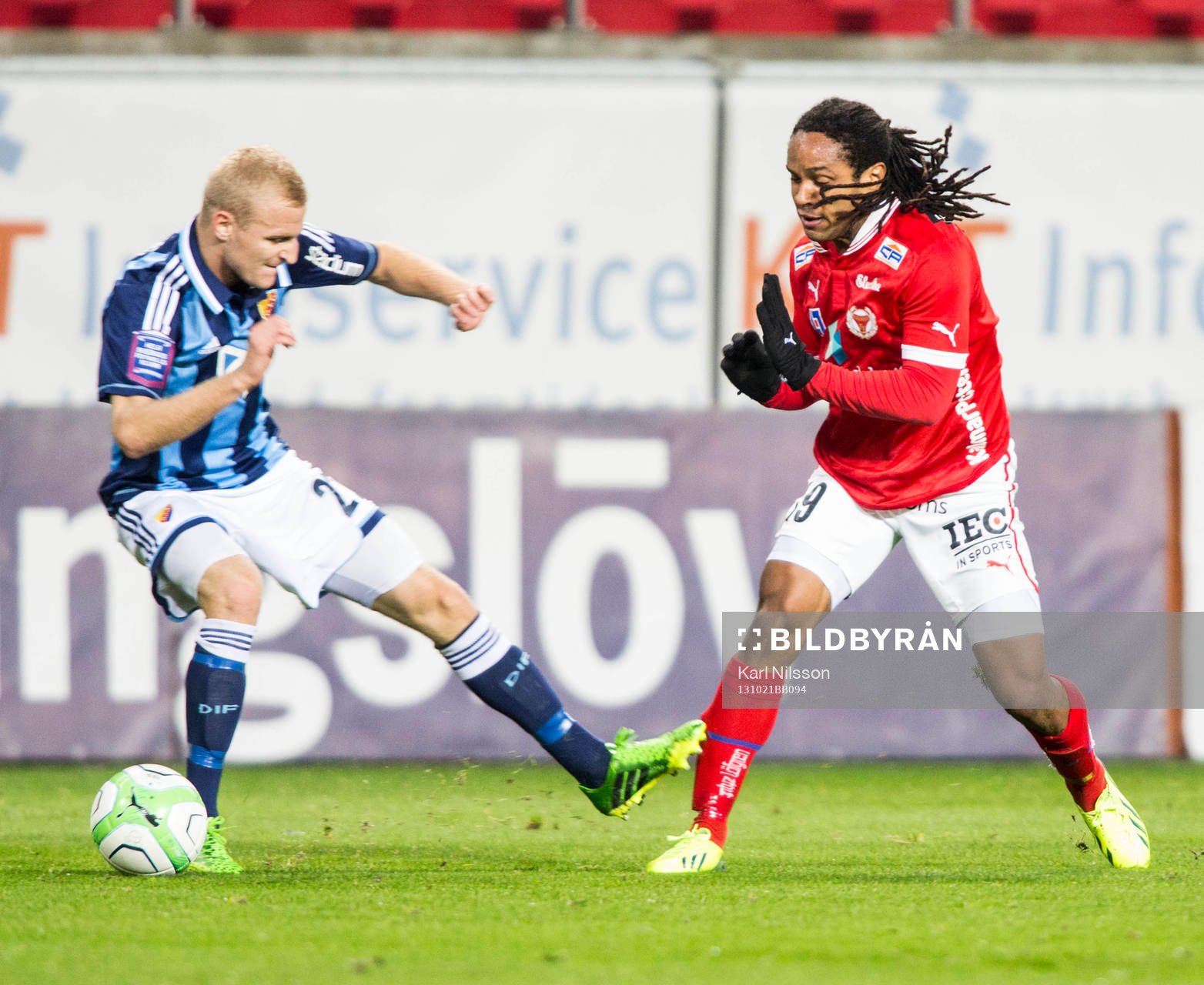 Jonathan Mcdonald, Kalmar FF, blir trampad av VYTAUTAS