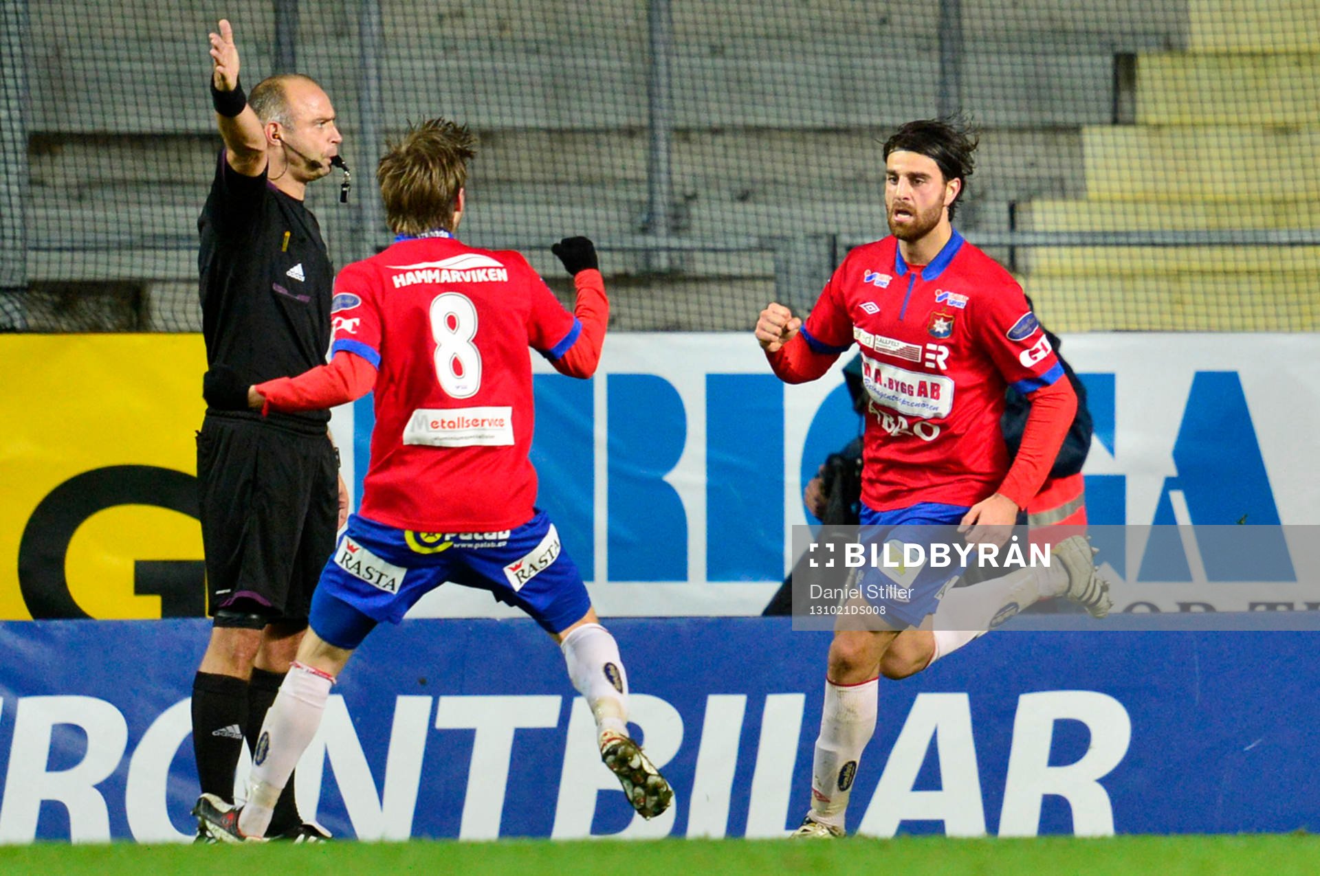 Örgrytes George Mourad jublar med Johan Lundgren efter han gjort 1-1 under fotbollsmatchen i Superettan mellan Örgryte och Örebro 21 september 2013 i Göteborg.