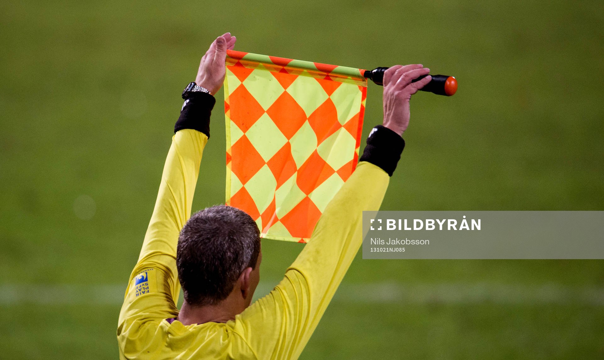 Linjeman tecknar för byte