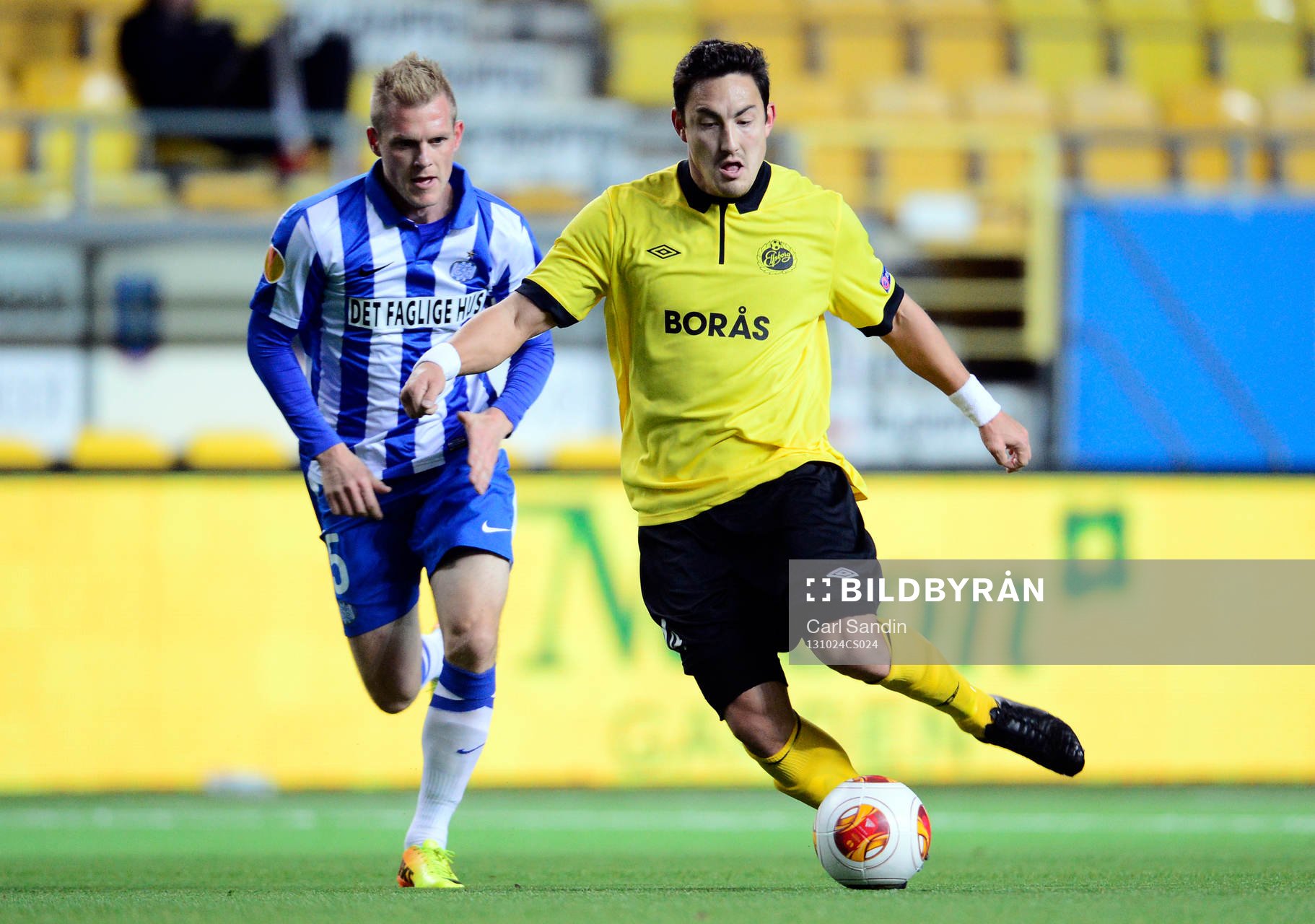 Elfsborgs Stefan Ishizaki och Esbjergs Martin Bergvold