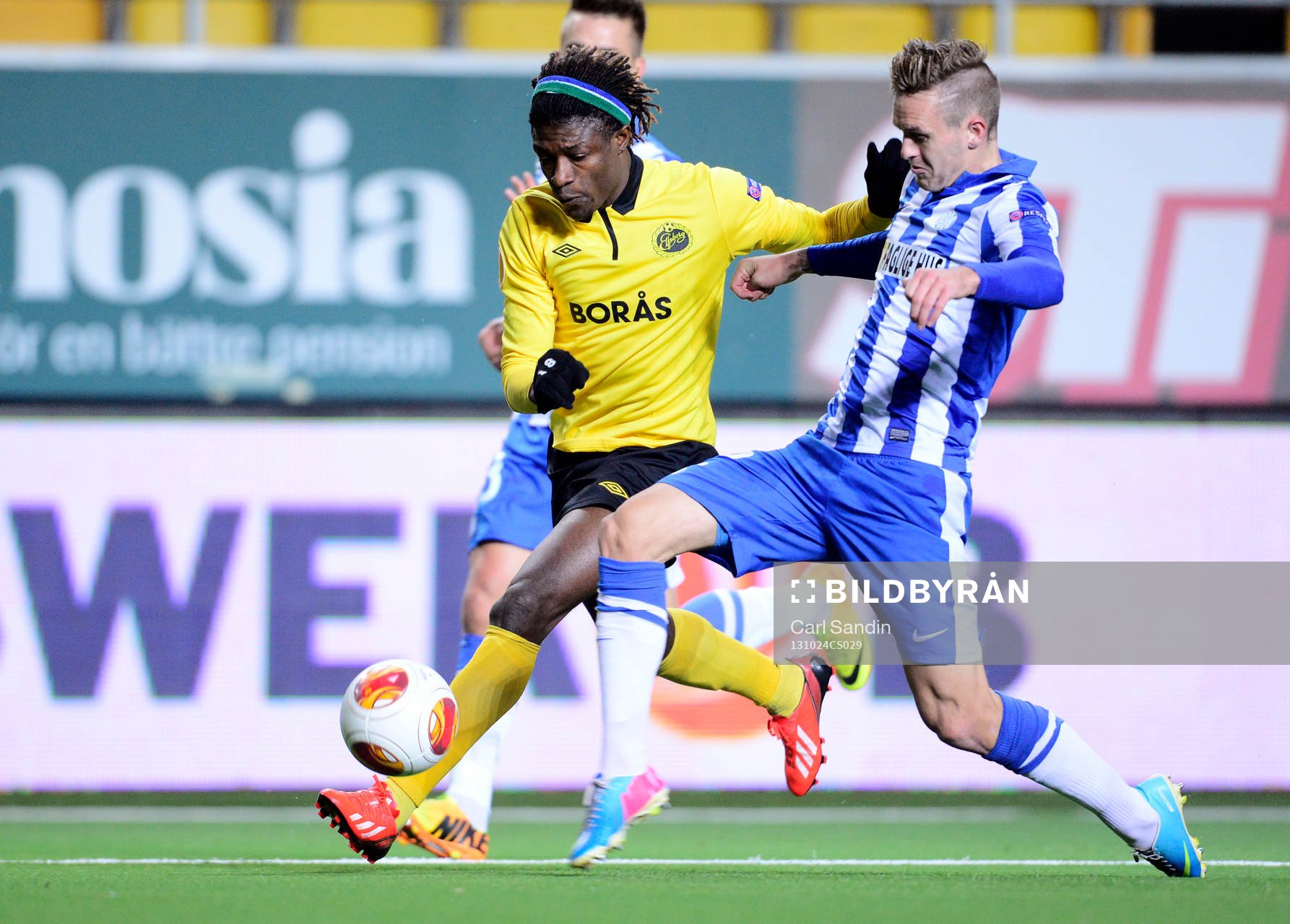 Elfsborgs Mohamed Bangura och Esbjergs Kian Hansen
