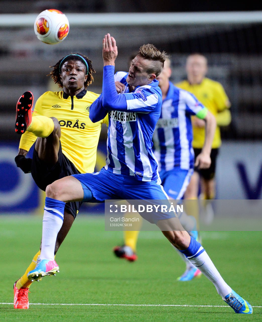 Elfsborgs Mohamed Bangura och Esbjergs Kian Hansen