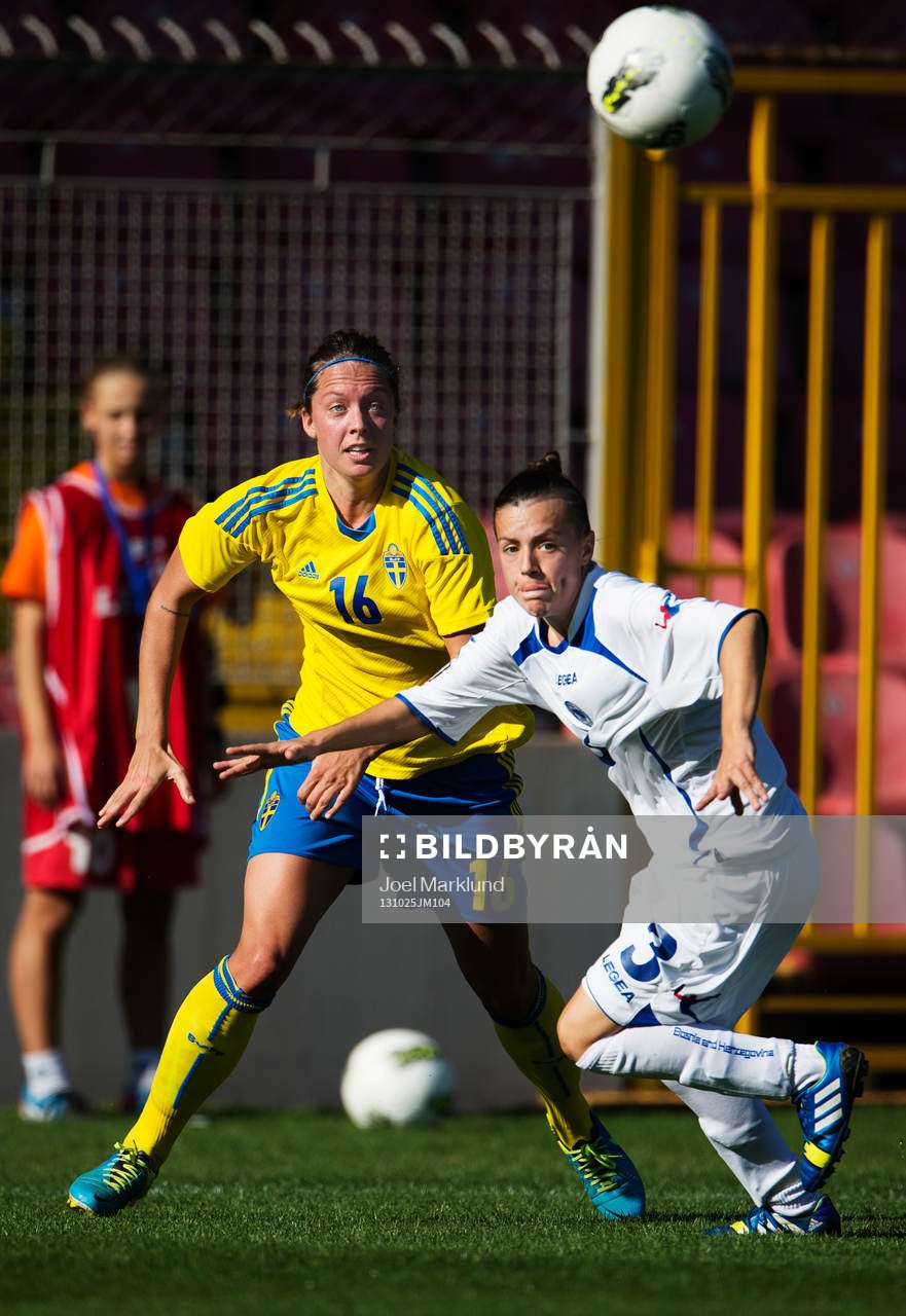 Sveriges Lina Nilsson och Bosnien-Hercegovinas Andela