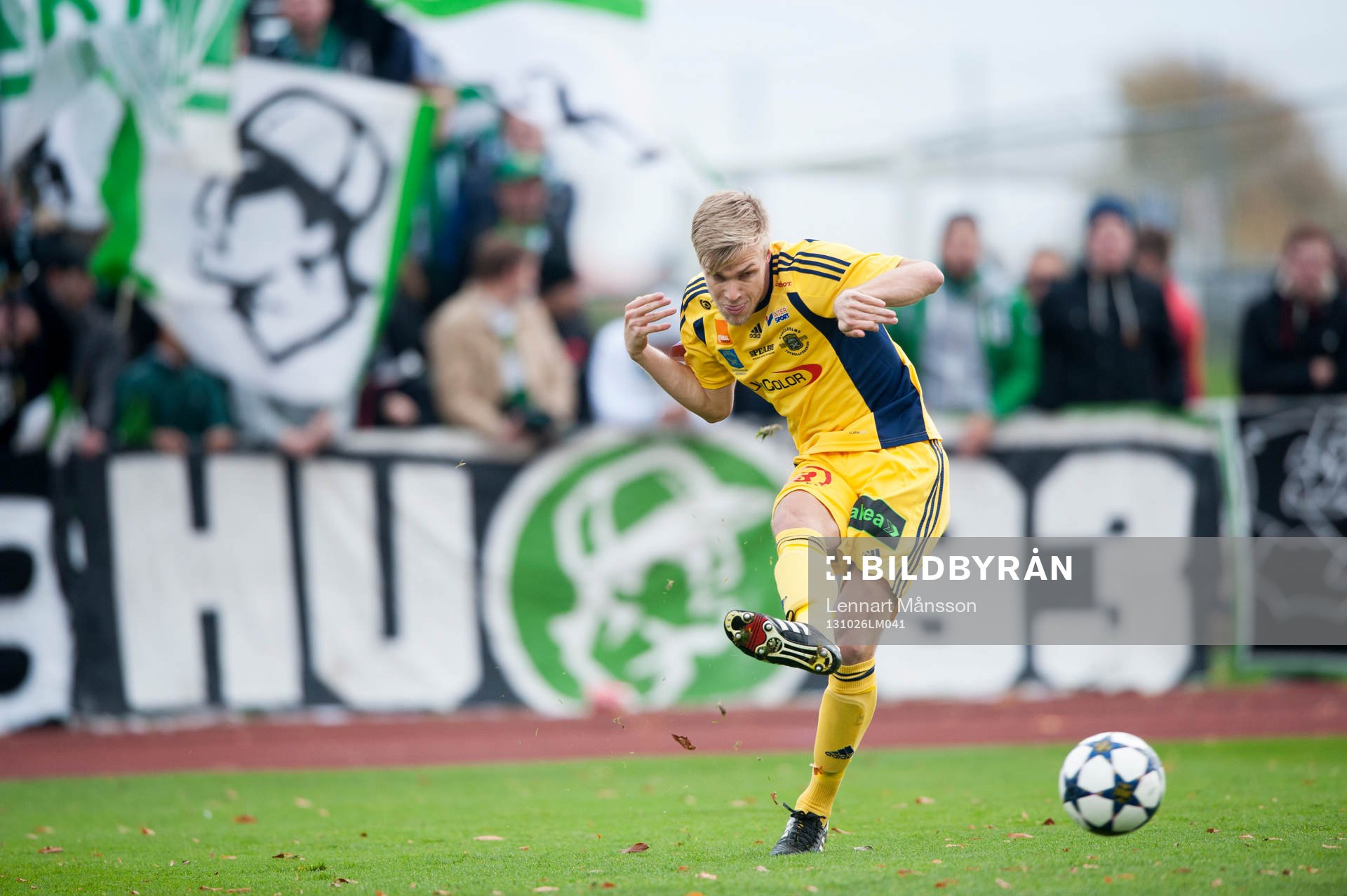 Ängelholms Robin Nilsson i matchen i Superettan mellan