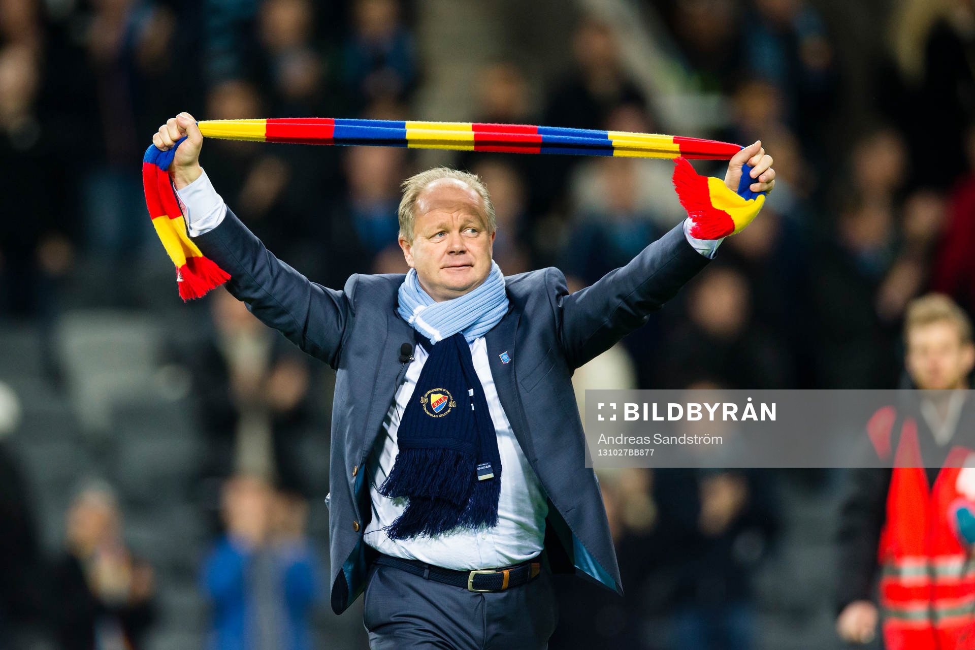 Djurgårdens tränare Per-Mathias Högmo avtackas och