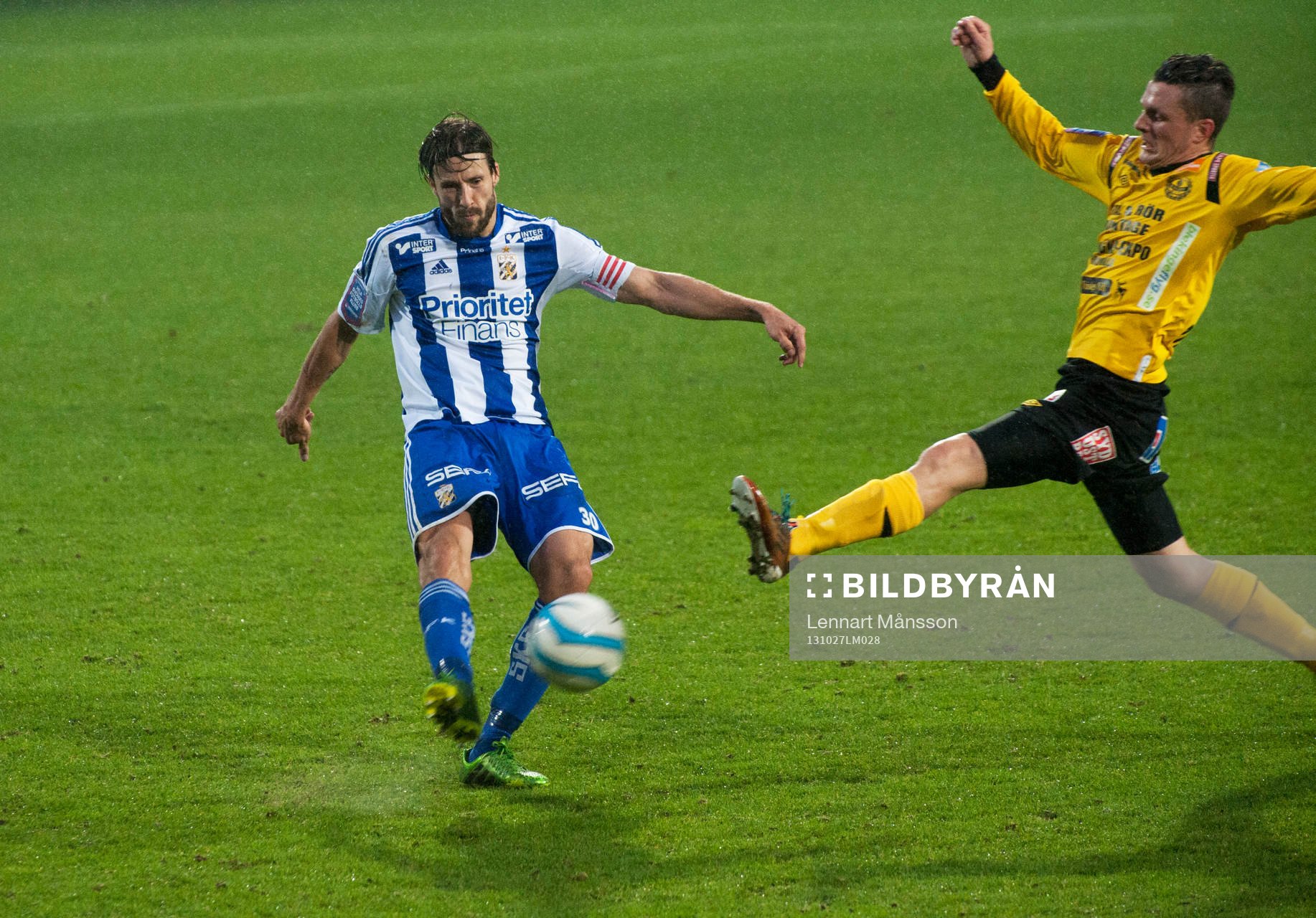 IFK Göteborgs Mattias Bjärsmyr och Mjällbys Kristian
