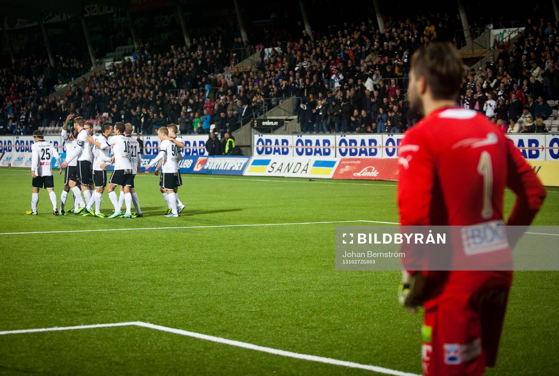 Örebros Daniel Gustavsson gör 6-1 och jublar medans GAIS