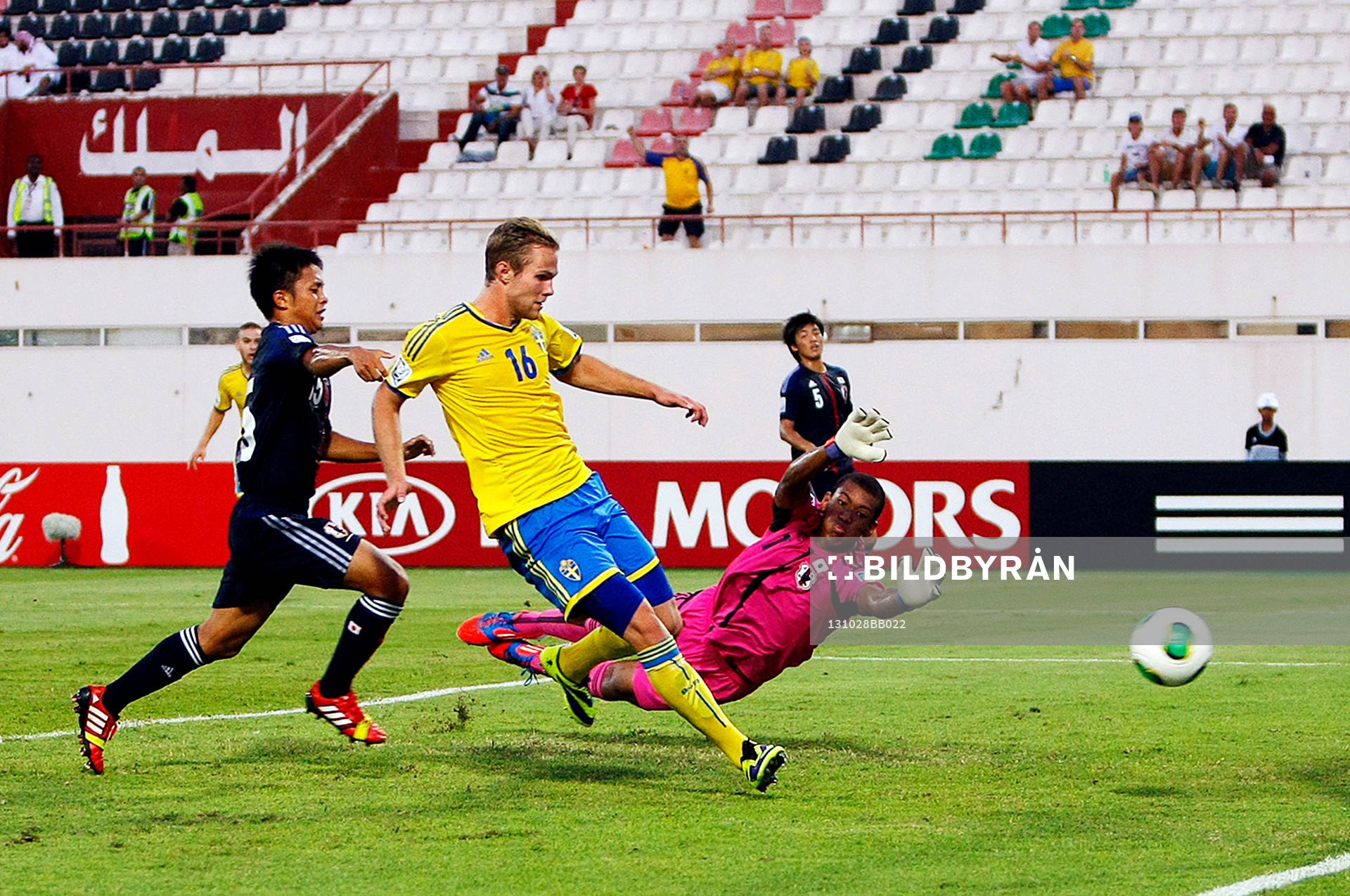 Gustav Engvall, Sverige gör 2-0