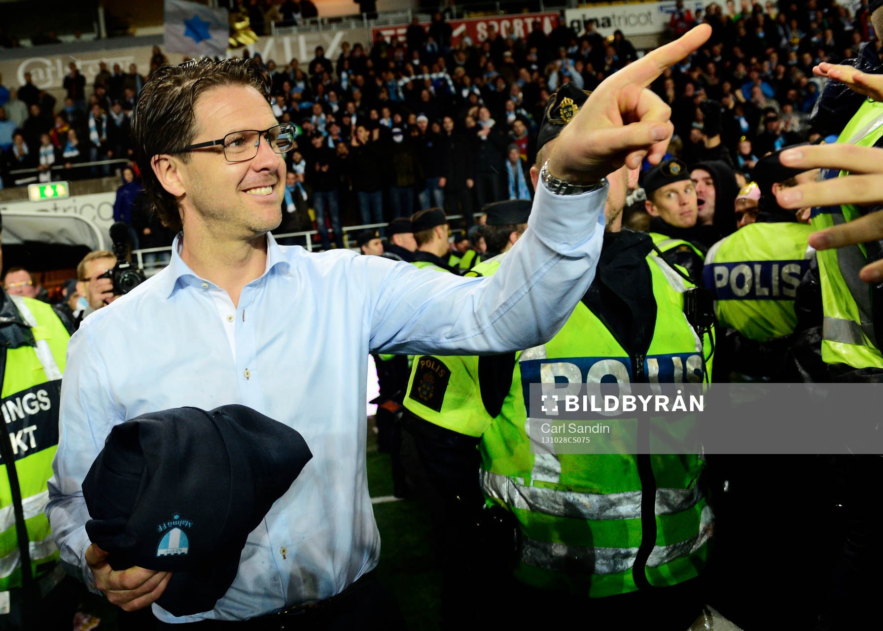 Malmös tränare Rikard Norling jublar