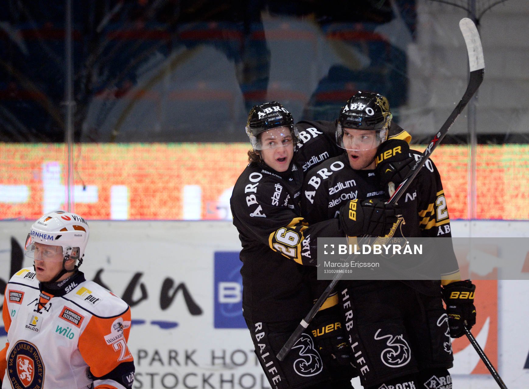 AIKs Derek Joslin jublar
