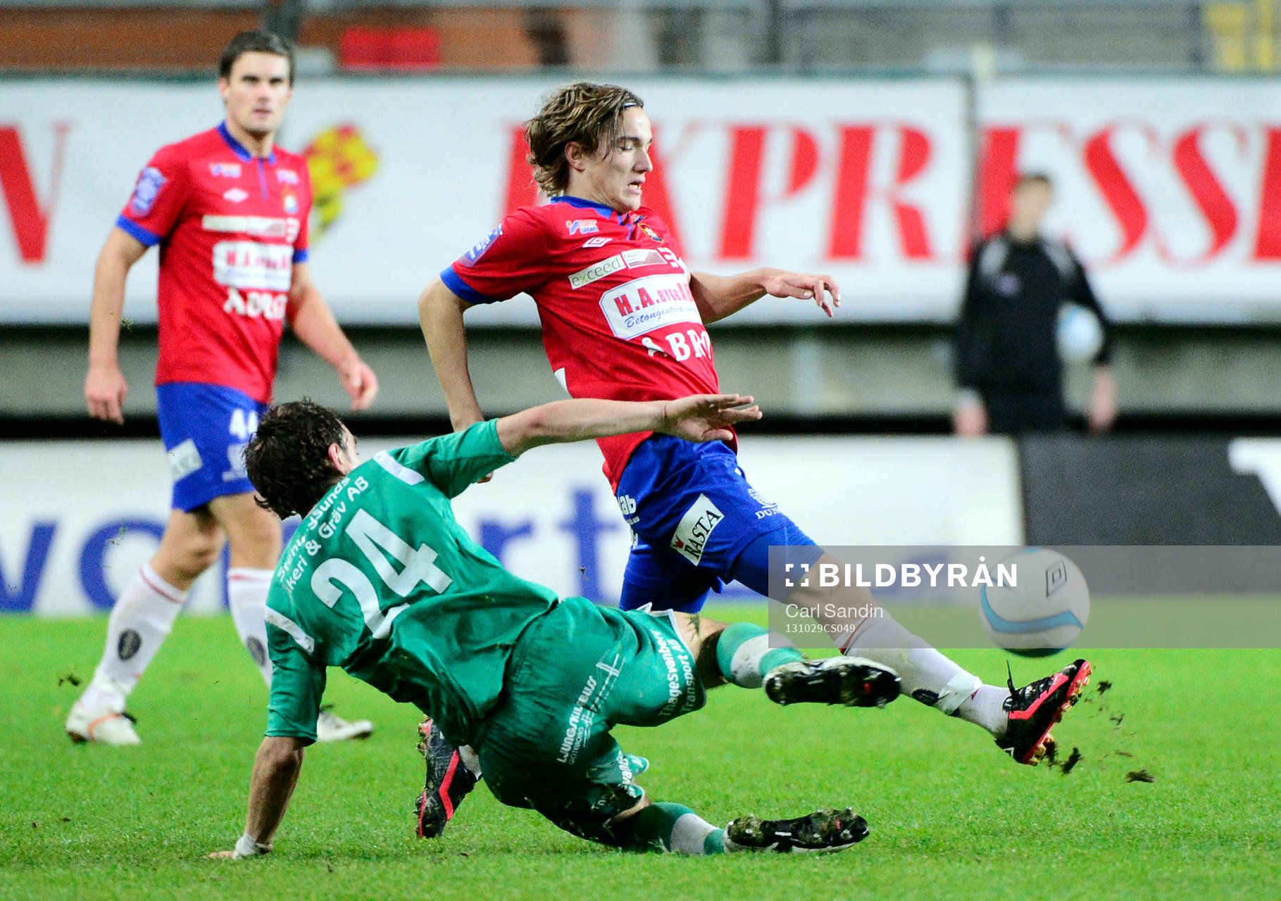 Örgrytes Jakob Lindström och Ljungskiles Aleksandar Kitic