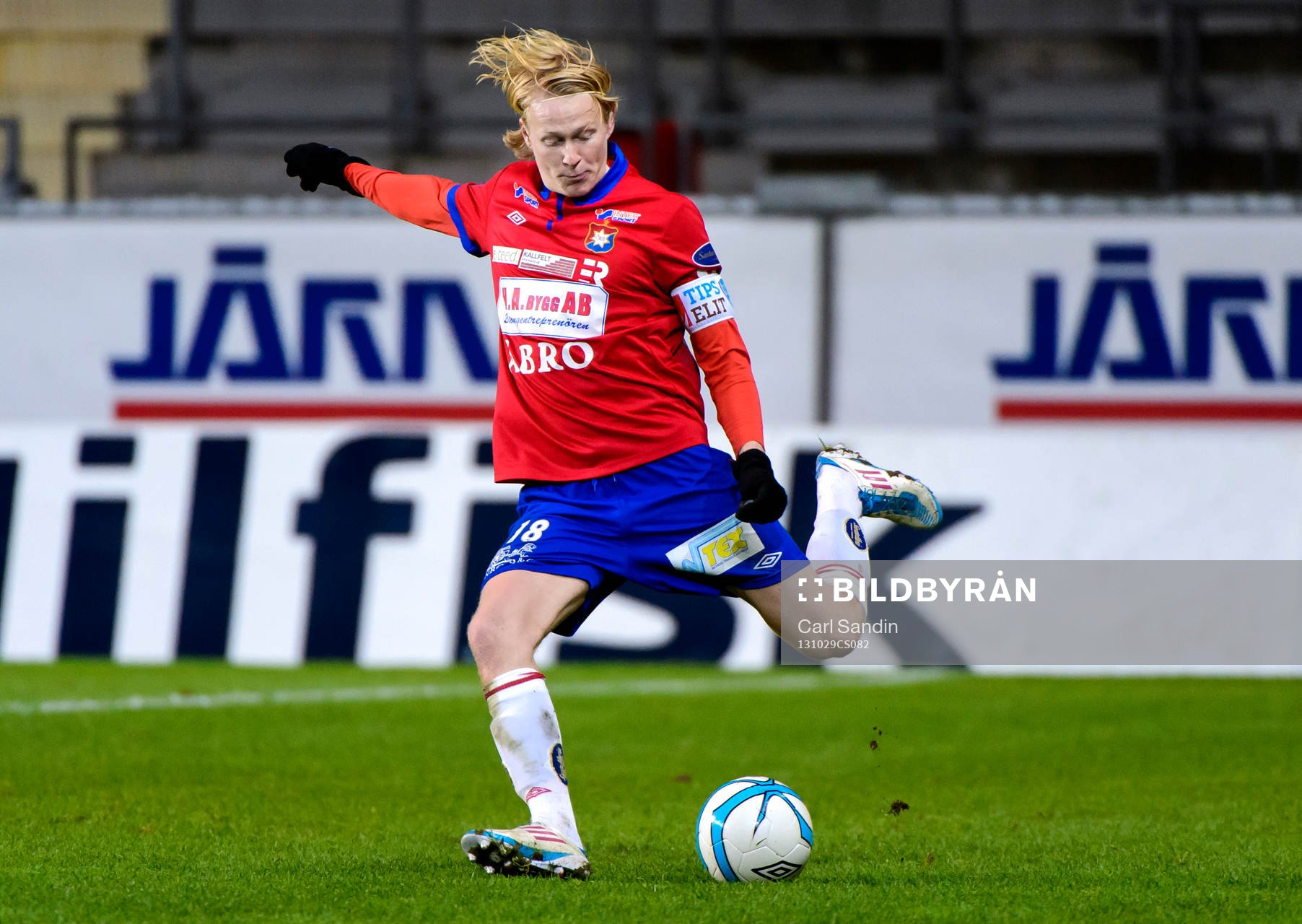 Örgrytes Jacob Ericsson laddar för skott