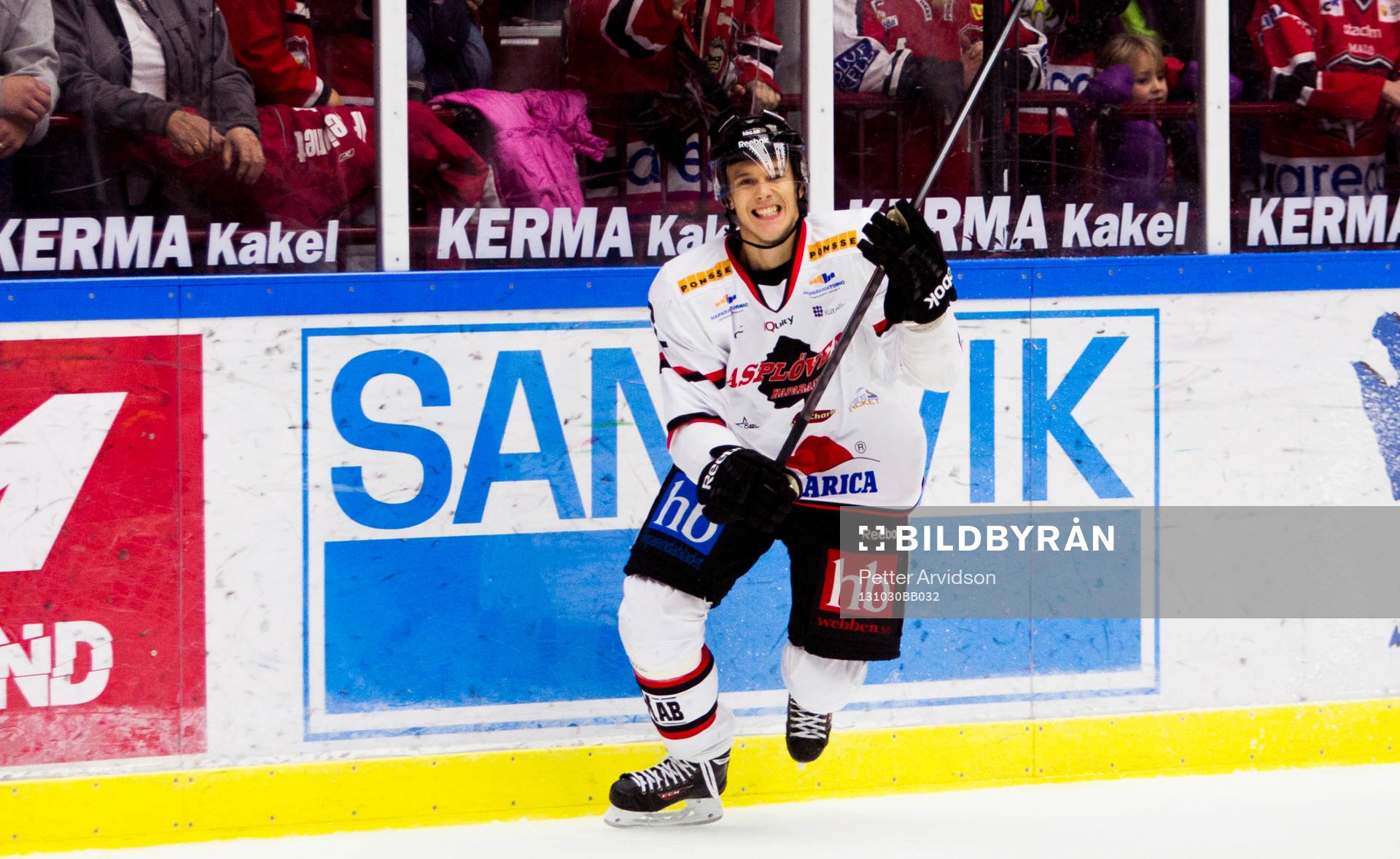 Asplövens Emil Bejmo jublar
