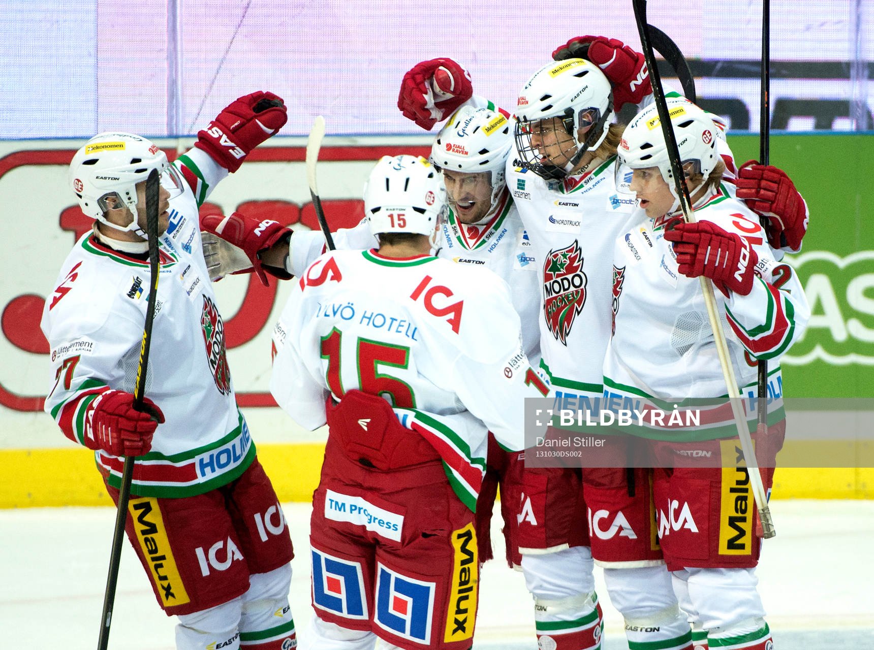 Modos Adrian Kempe gör 0-1 och Modo jublar