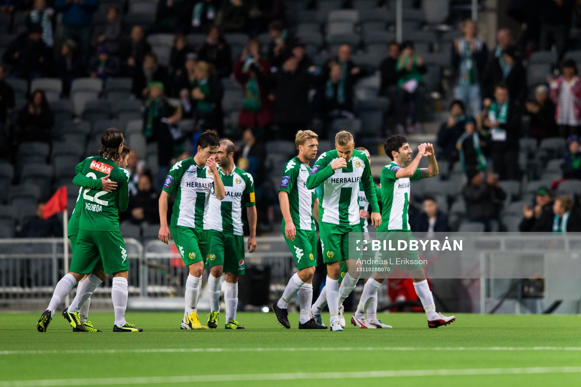 Hammarbys Nahir Besara jublar