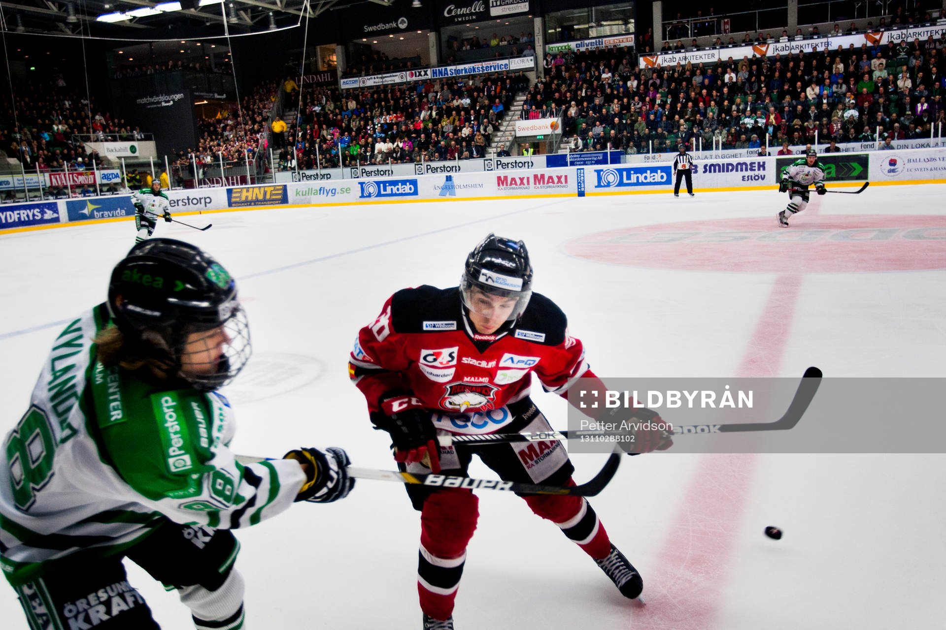 Malmö Redhawks Henrik Hetta och Rögles William Nylander