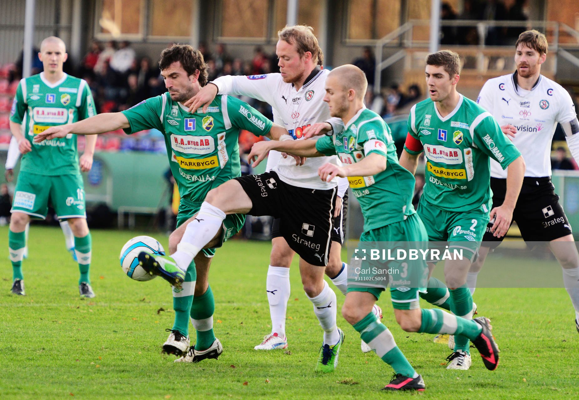 Ljungskiles Aleksandar Kitic och Patrick Hopkins och