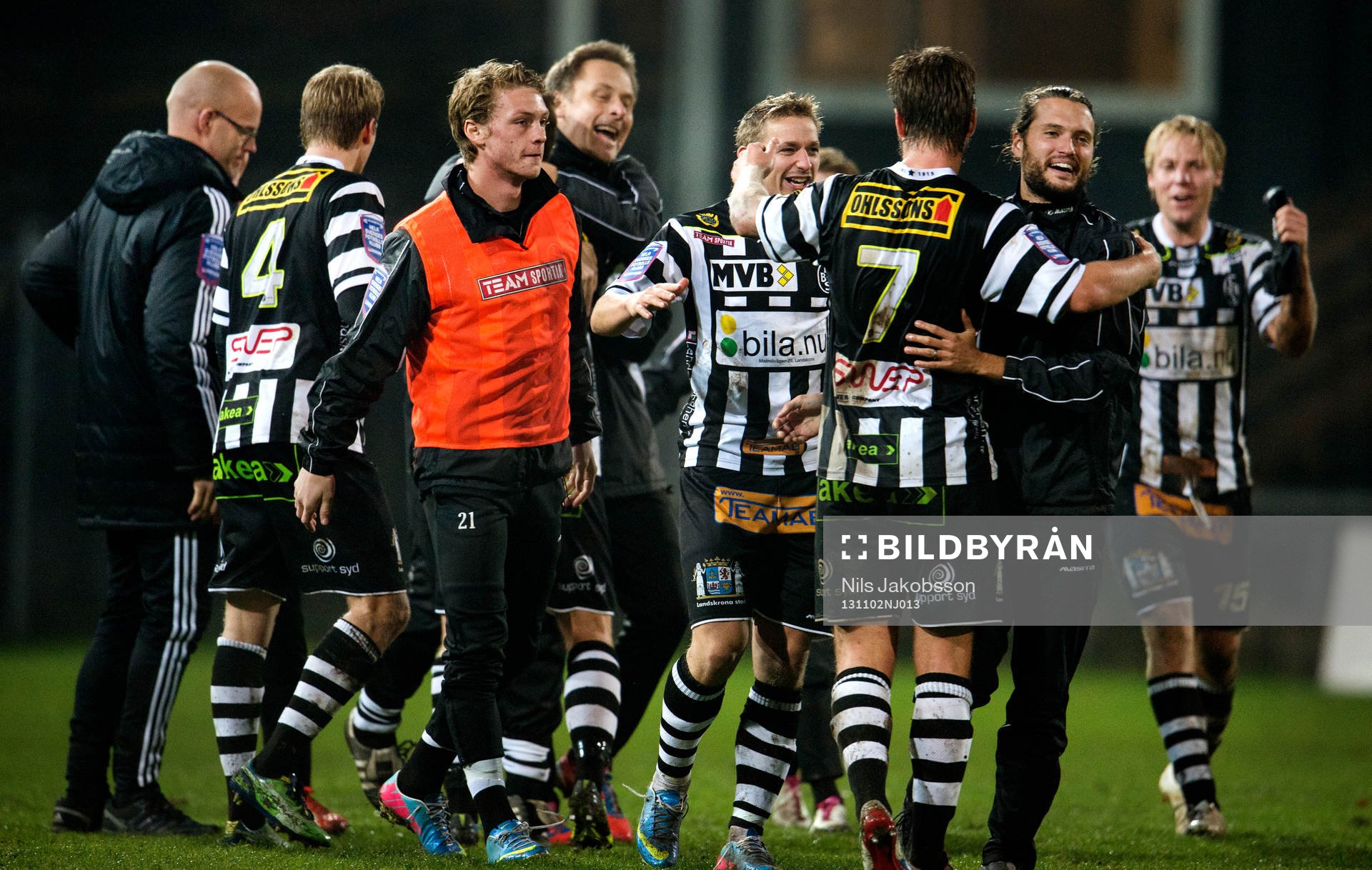 Landskrona BOIS jublar när kontraktet är säkrat