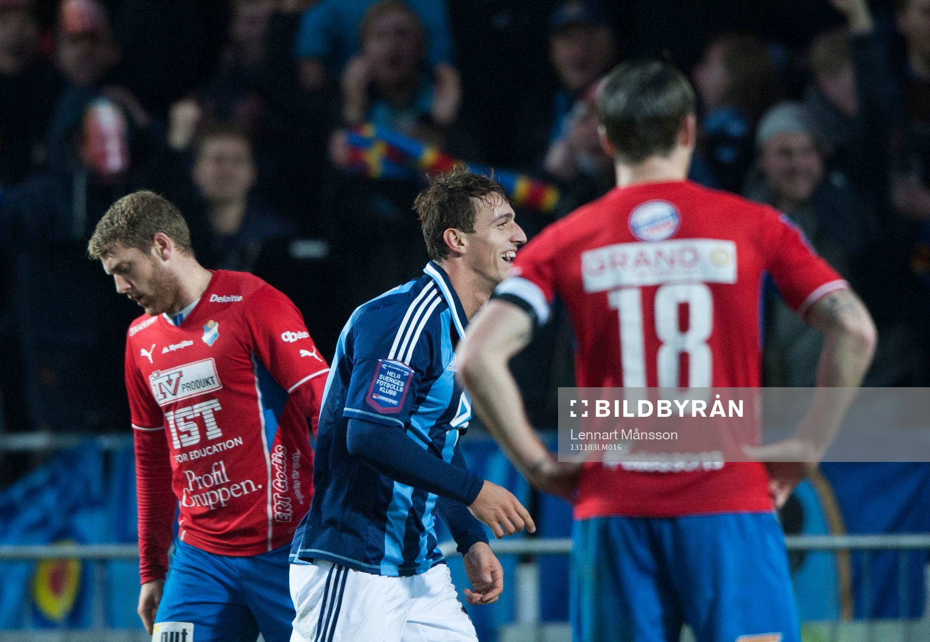 Djurgårdens Erton Fejzullahu kvitterar till 1-1 och jublar