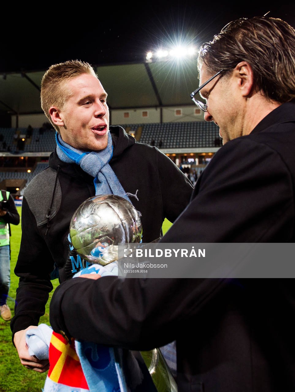 Malmös tränare Rikard Norling ger Lennart Johanssons
