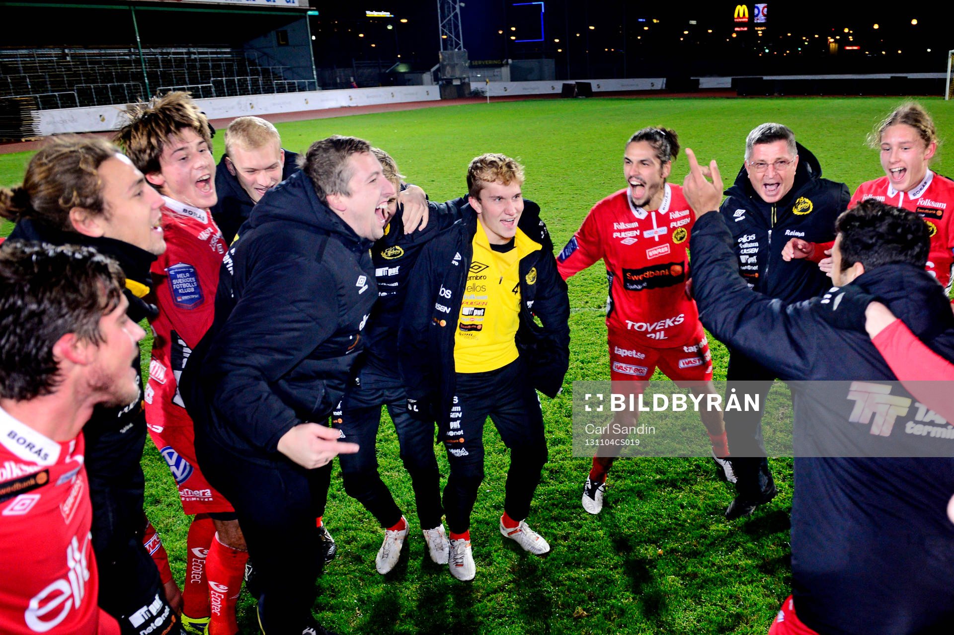 Elfsborg firar segern i fotbollsmatchen och sm-finalen för