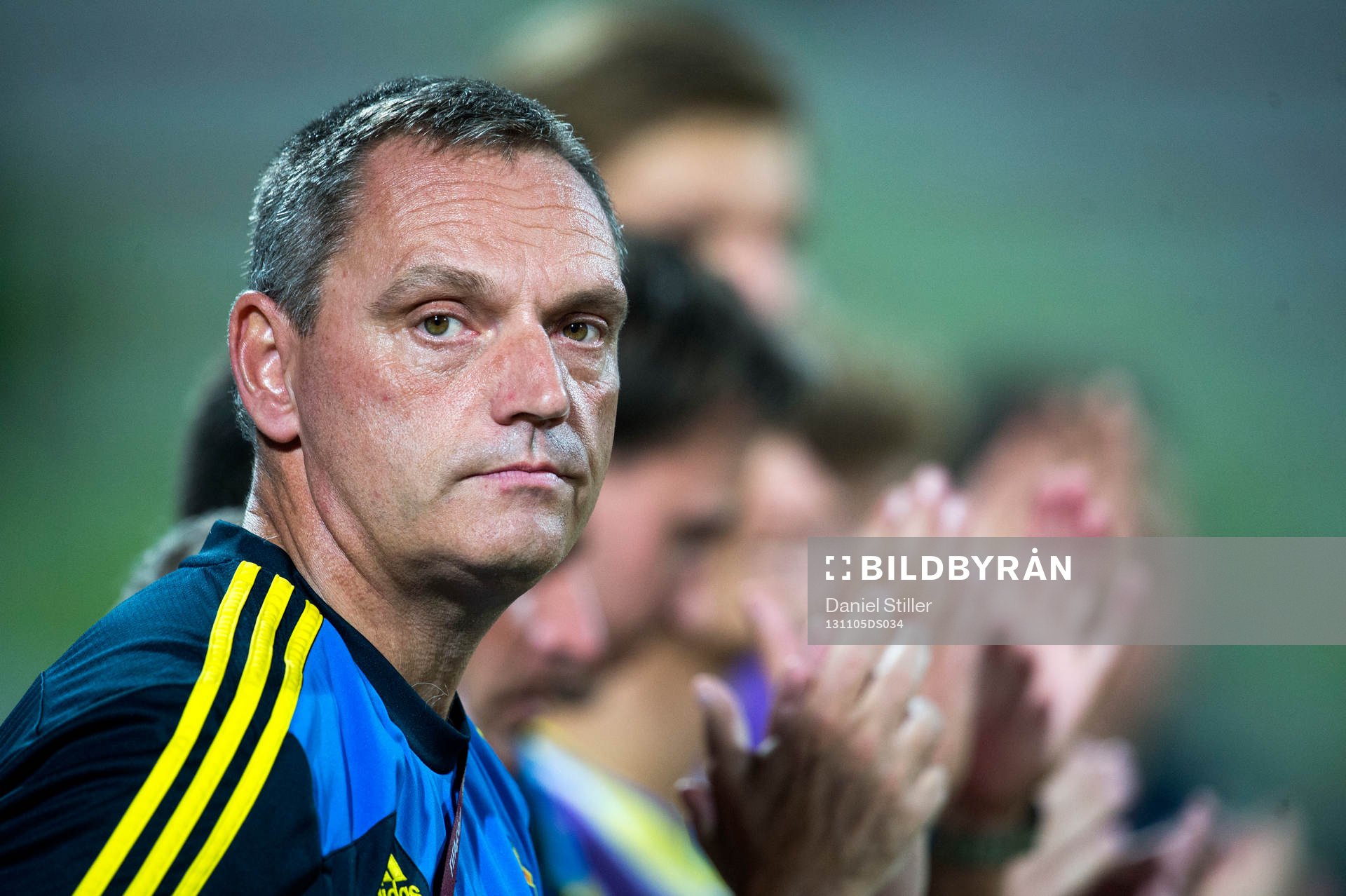 Sveriges förbundskapten Roland Larsson innan semifinalen i
