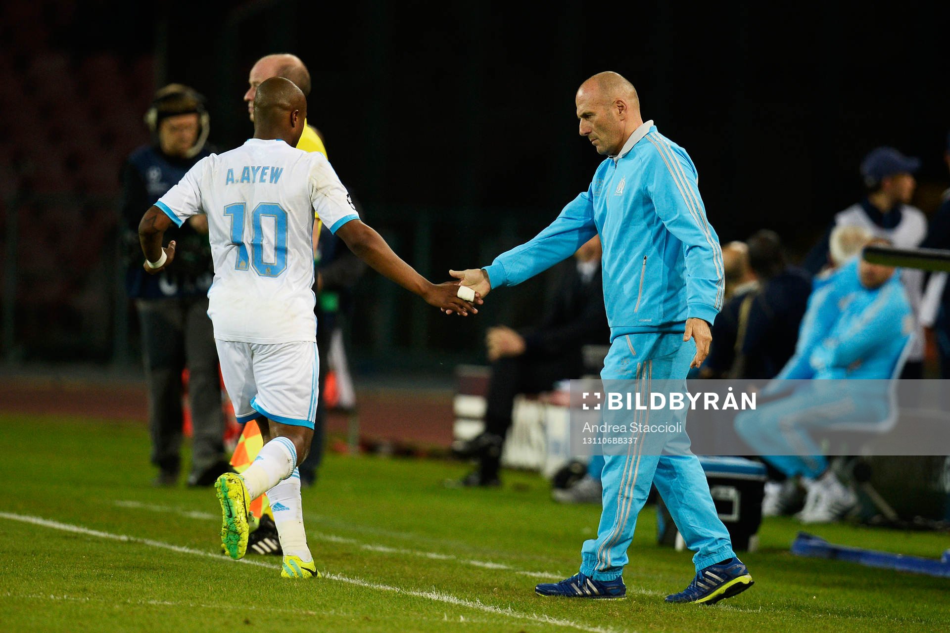 Gol Andre Ayew Marsiglia (2R) Goal celebration with coach