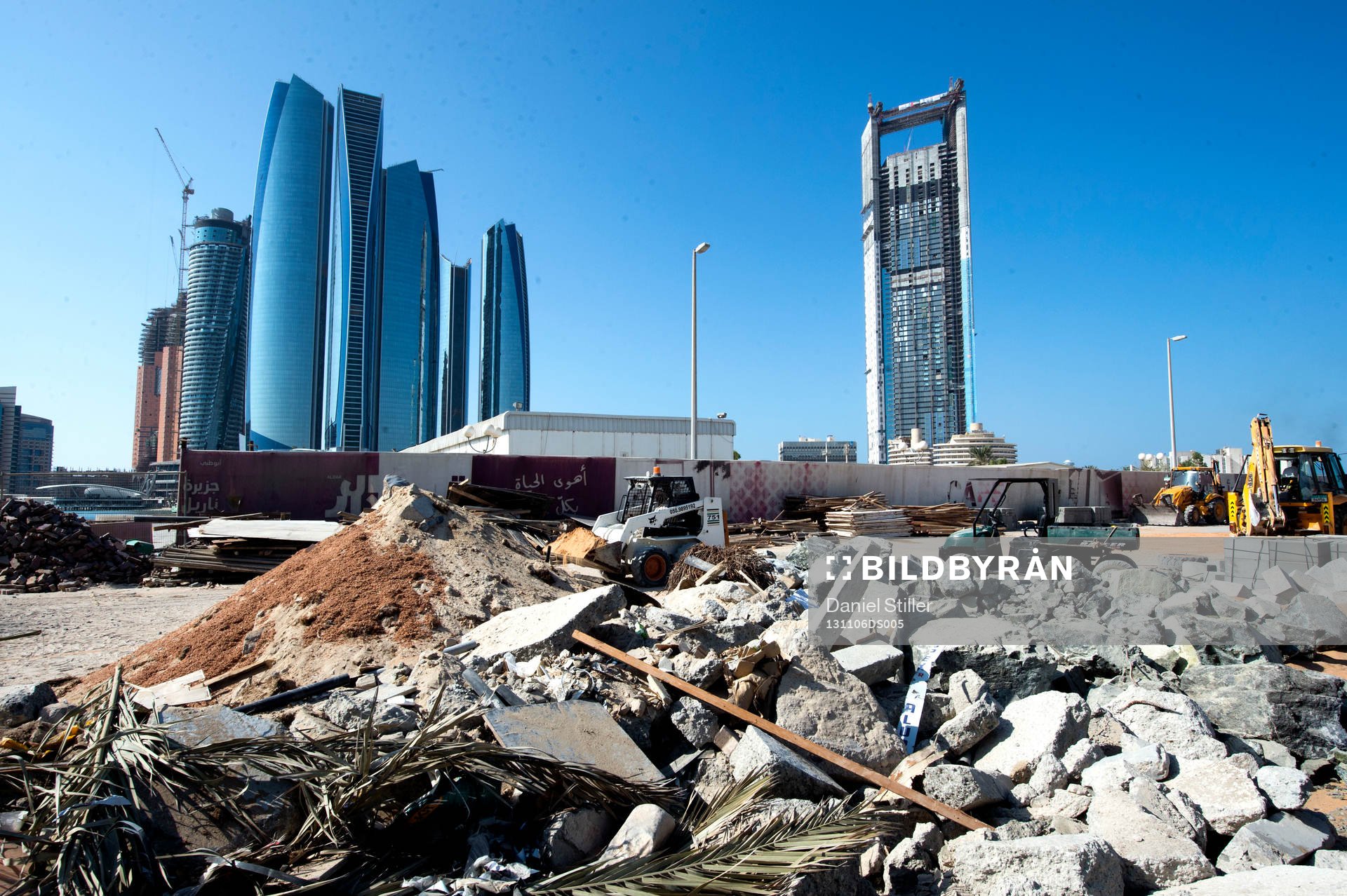 Det byggs väldigt mycket i Abu Dhabi till skillnad från