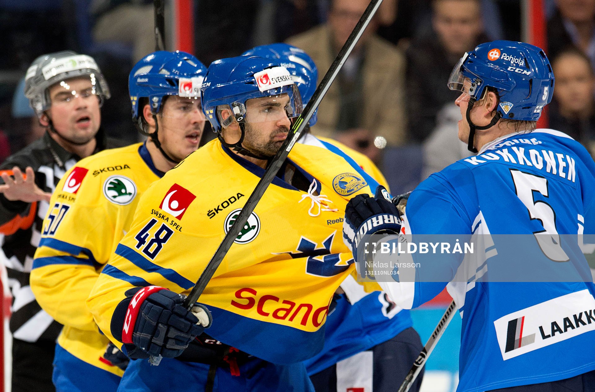 Sveriges Daniel Rahimi och Finlands Lasse Kukkonen