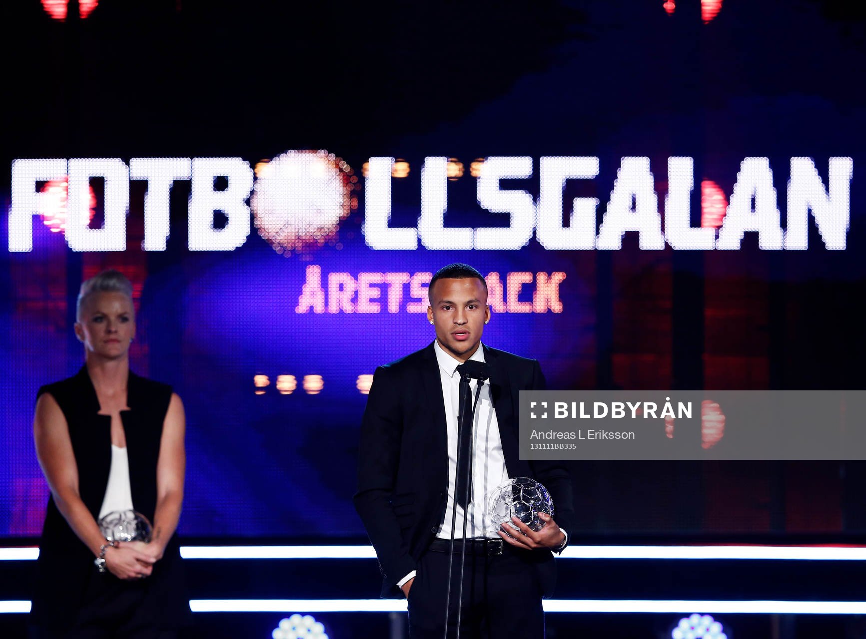 Nilla Fischer och Martin Olsson får priserna för Årets