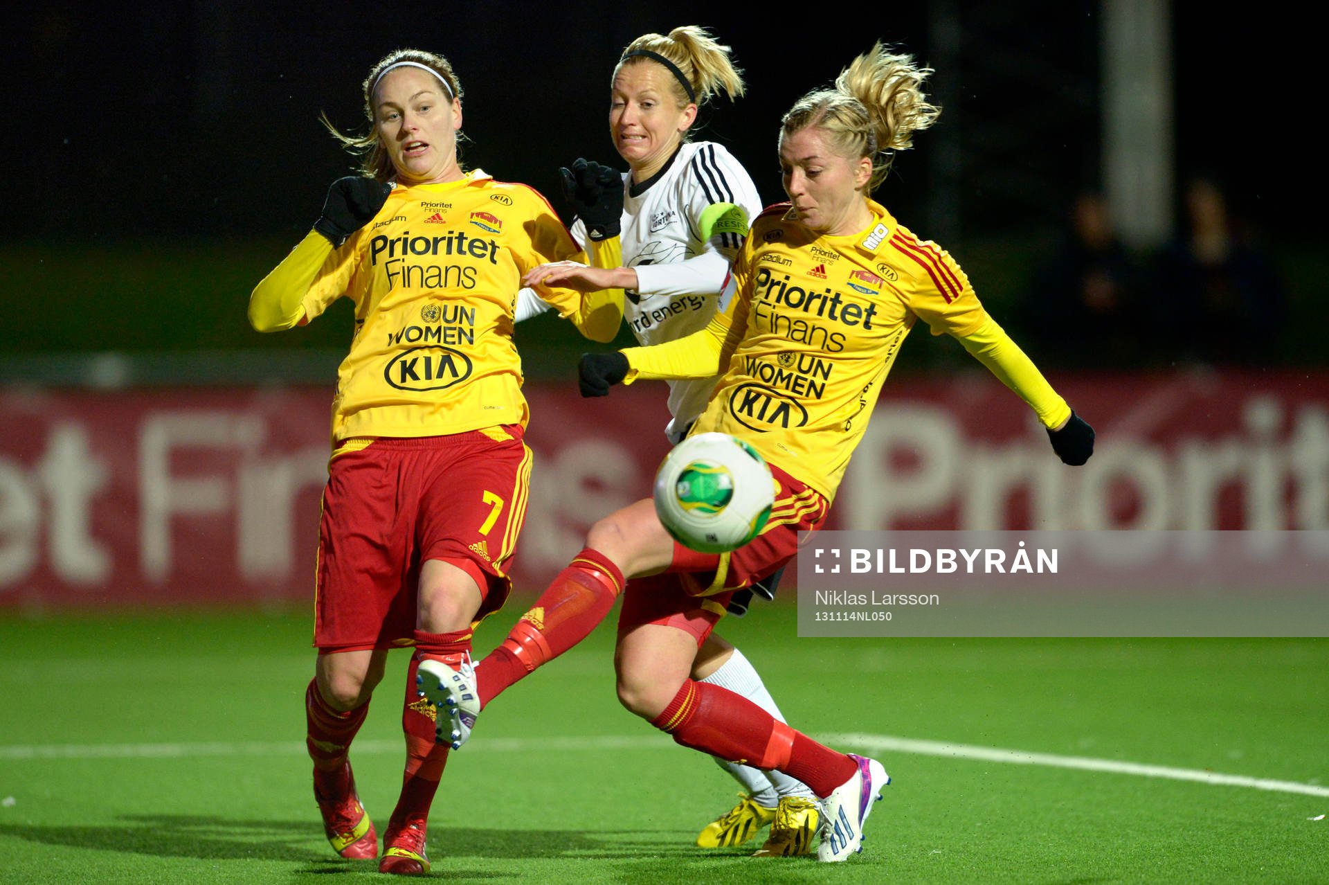 Tyresö Lisa Dahlkvist och Johanna Frisk