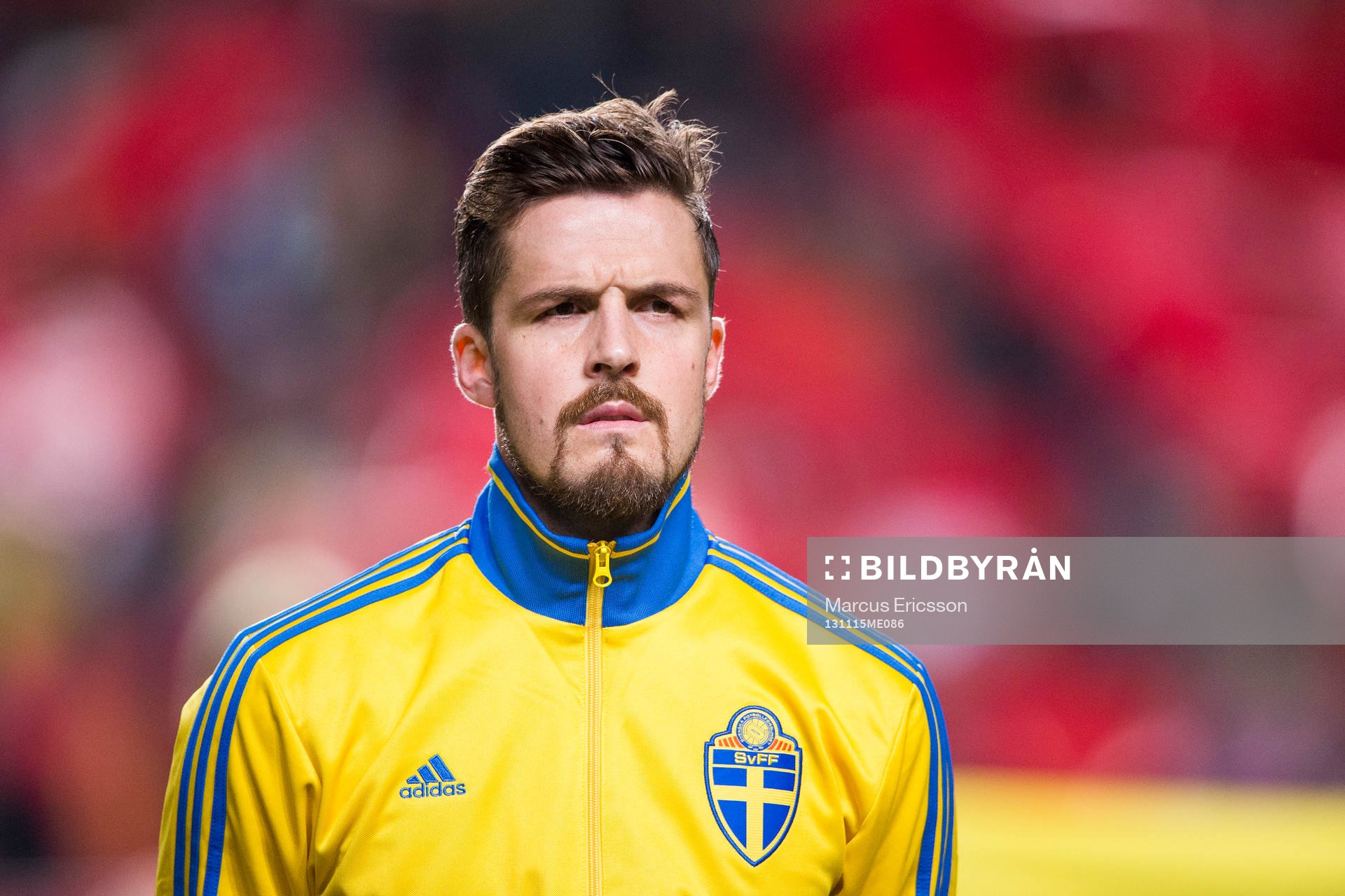 Sveriges Per Nilsson under playoff-matchen i VM-kvalet mellan Portugal och Sverige den 15 november 2013 i Lissabon.