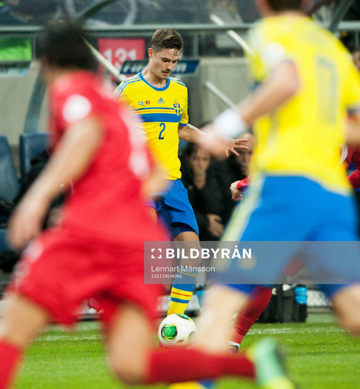 Sveriges Mikael Lustig i VM-kvalet mellan Sverige och