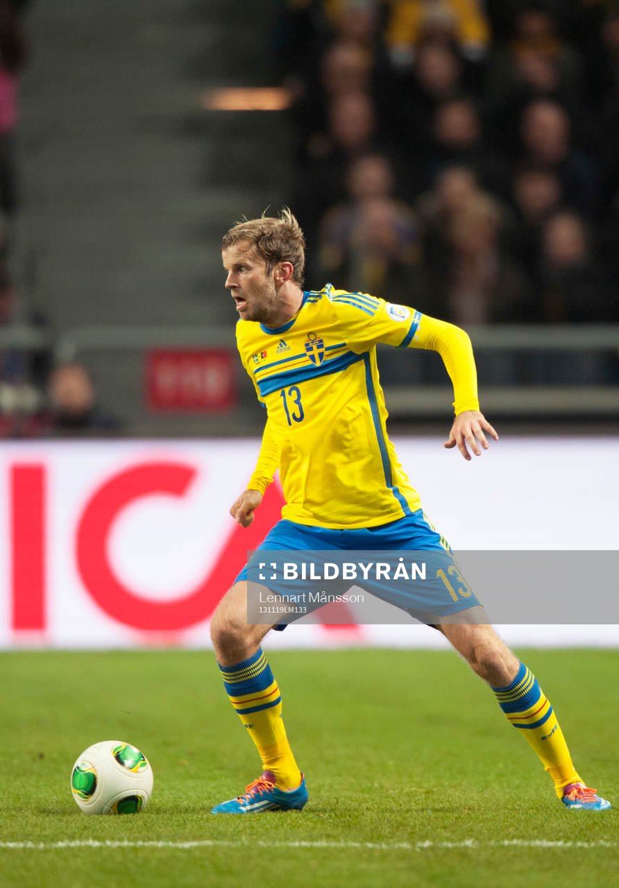 Mikael Antonsson i VM-kvalet mellan Sverige och Portugal i