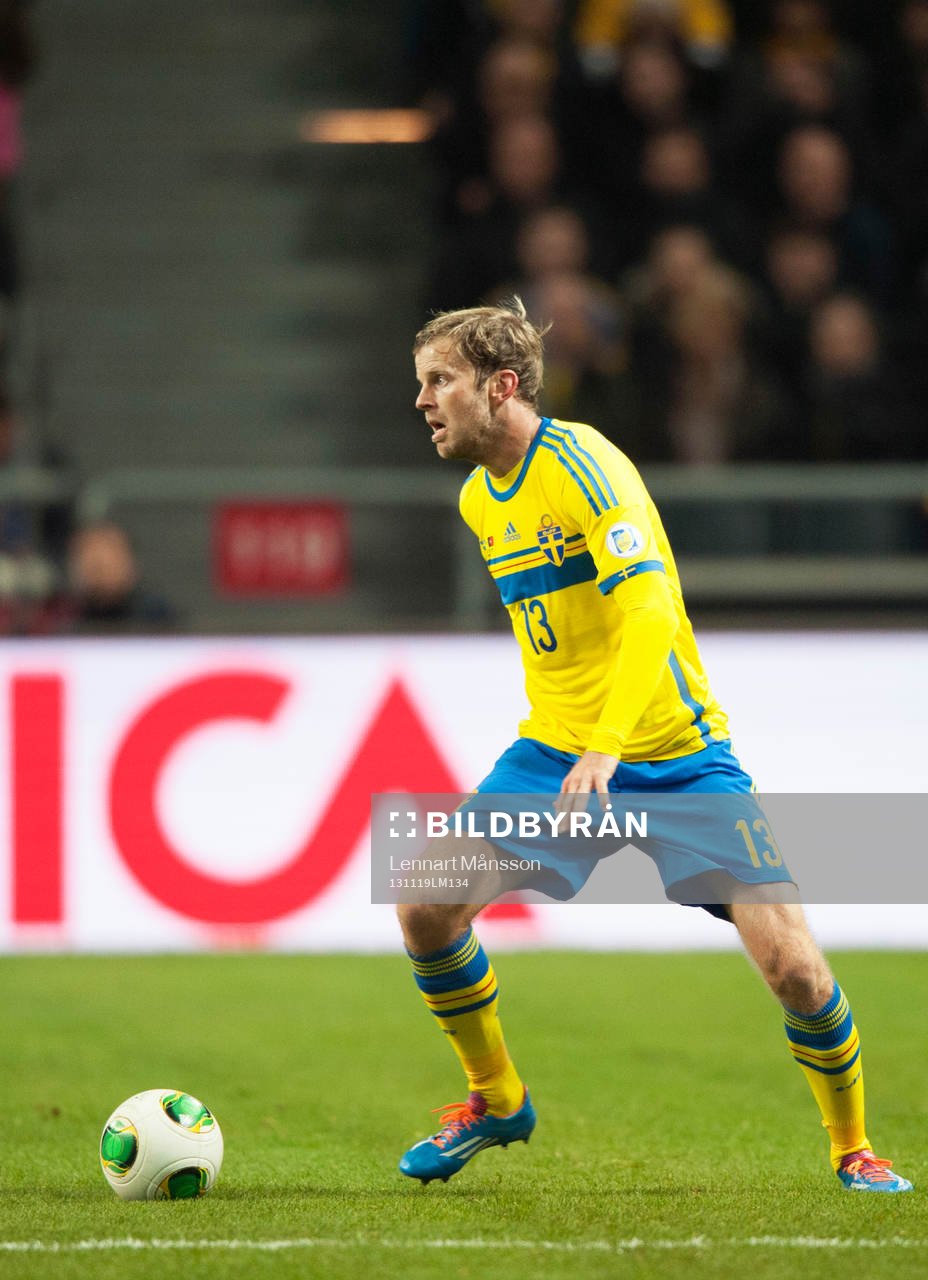 Mikael Antonsson i VM-kvalet mellan Sverige och Portugal i