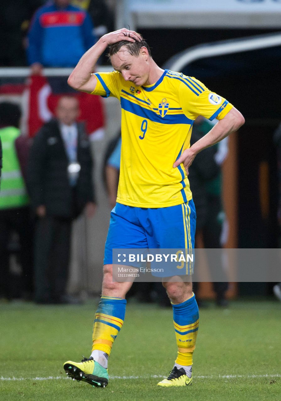 Kim Källström ser besviken ut