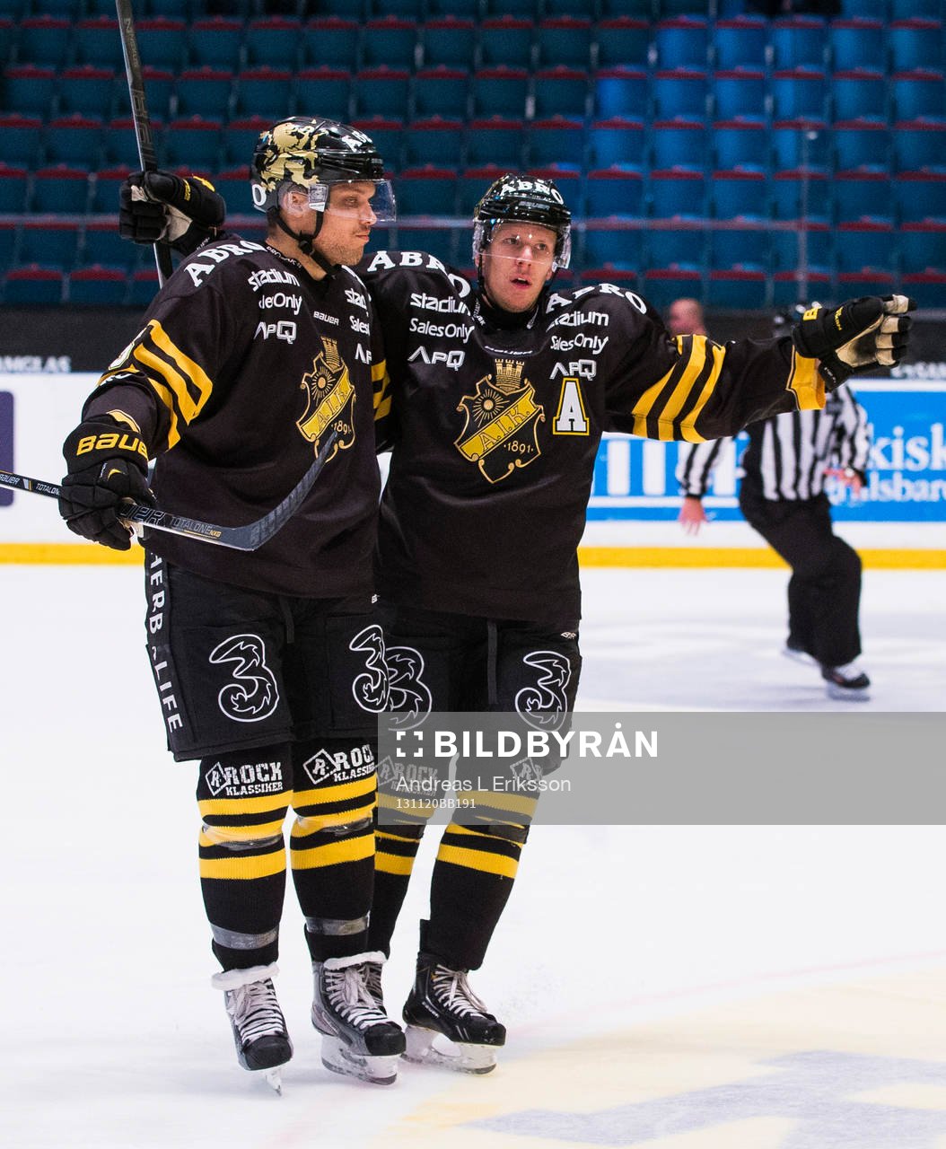 s Jonas Liwing jublar