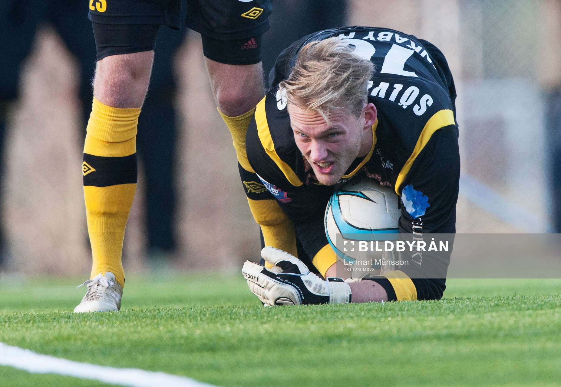 Mjällbys målvakt David Lundin i en träningsmatch mellan
