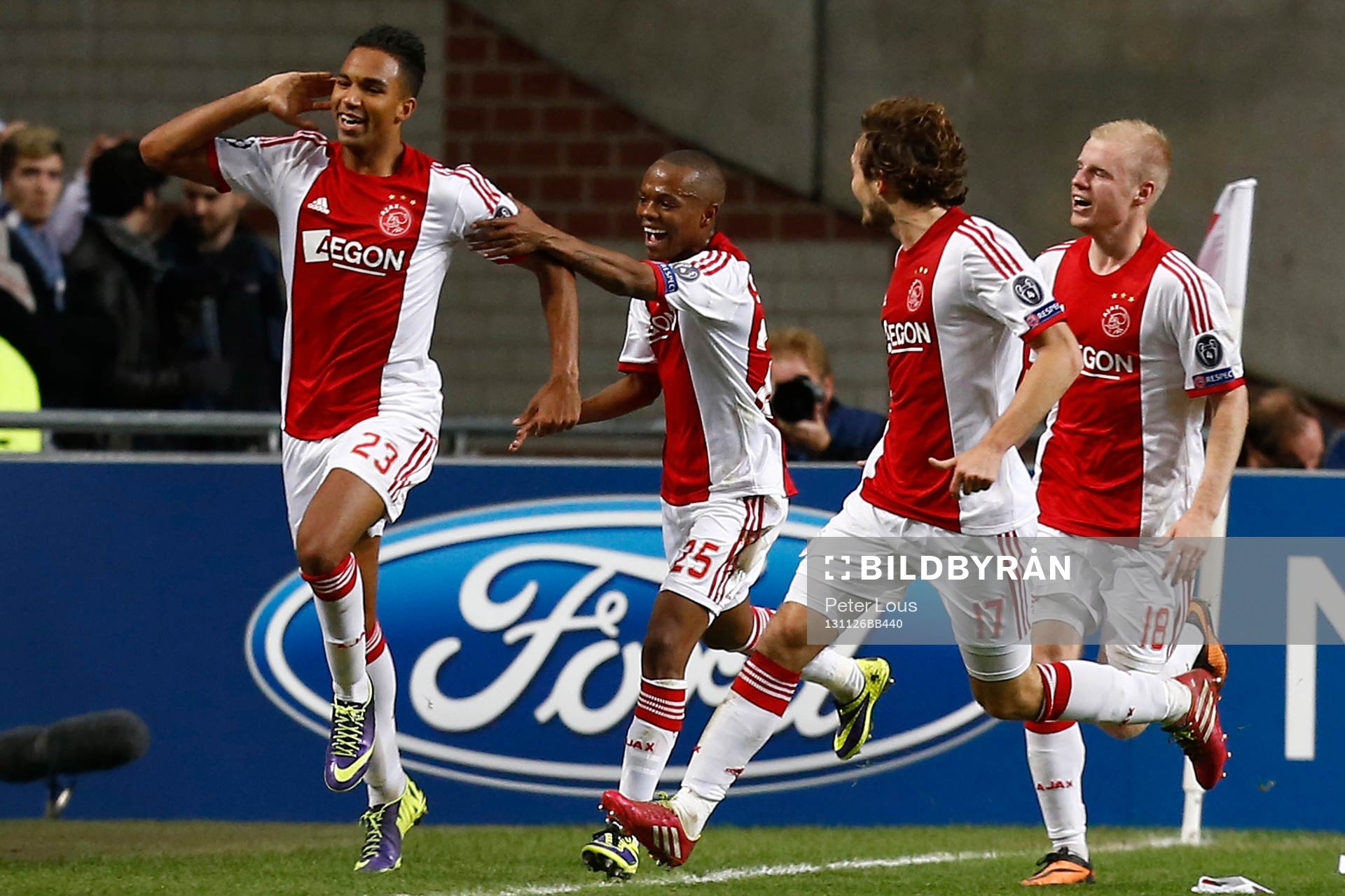 AMSTERDAM - Ajax - Barcelona , Voetbal Champions League , seizoen 2013-2014 , 26-11-2013 , Amsterdam Arena , Ajax speler Danny Hoesen (l) heeft 2-0 gescoord en viert dat.